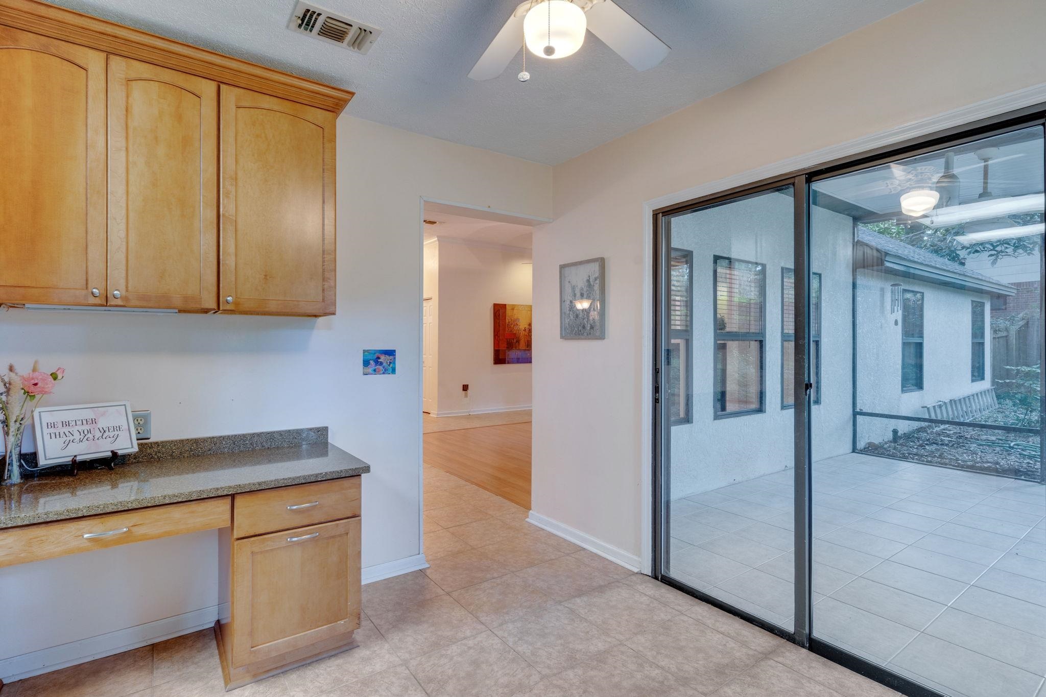 3909 Royal Oaks Drive