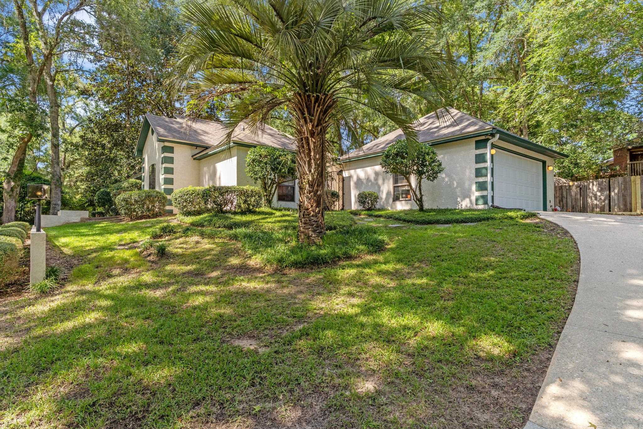 3909 Royal Oaks Drive