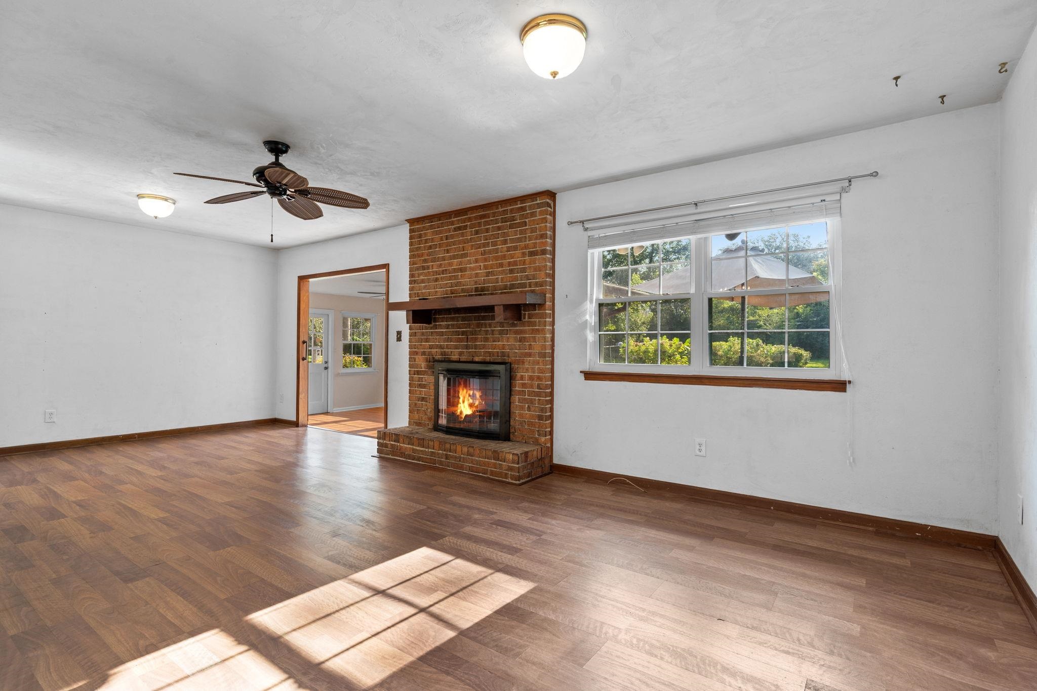 4905 Vernon Road