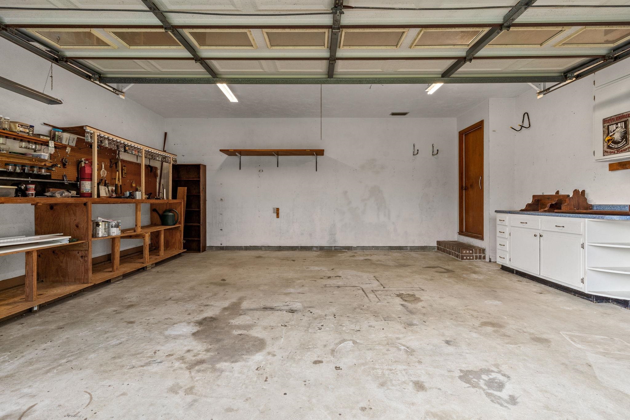 4905 Vernon Road