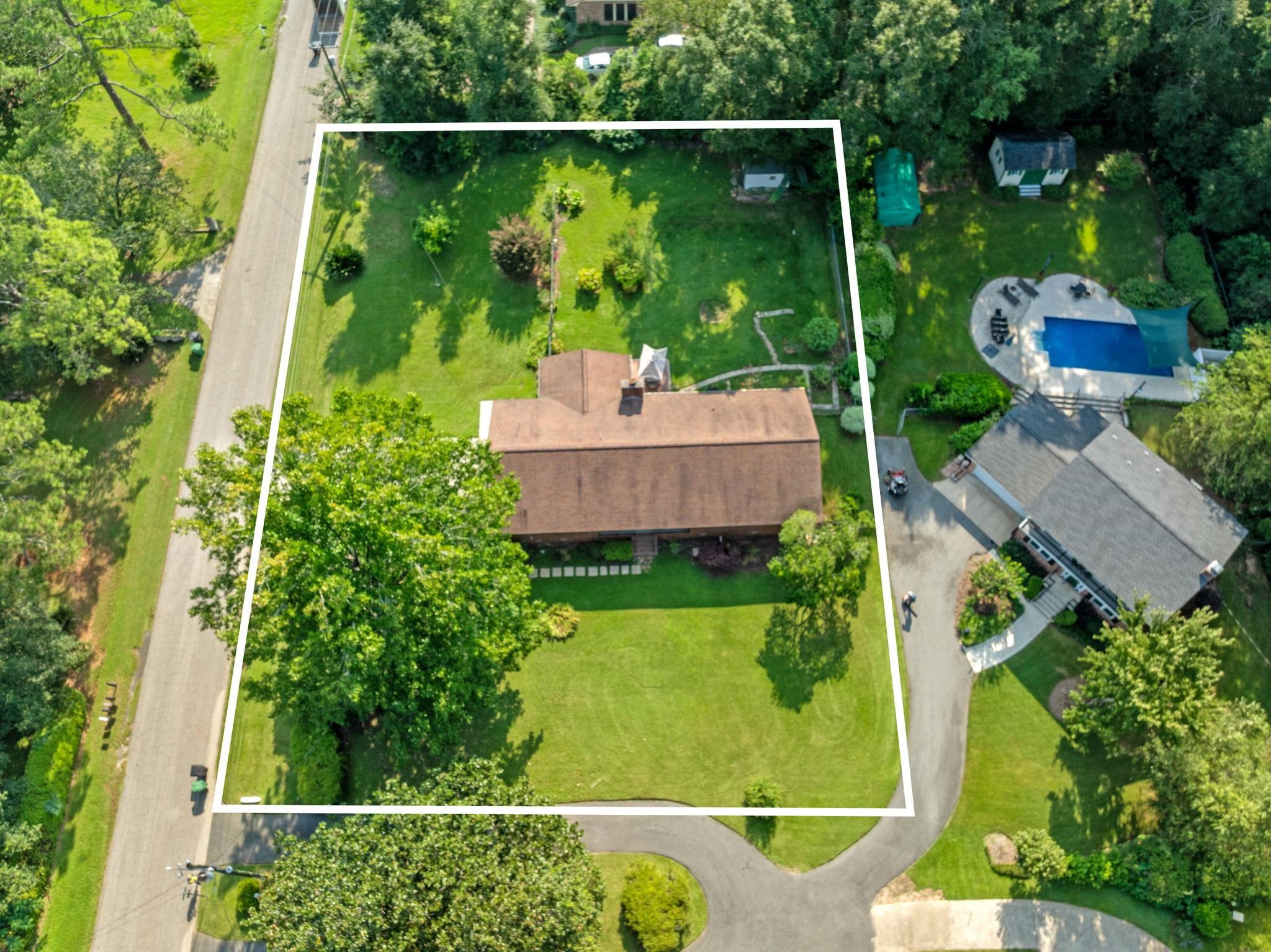 4905 Vernon Road