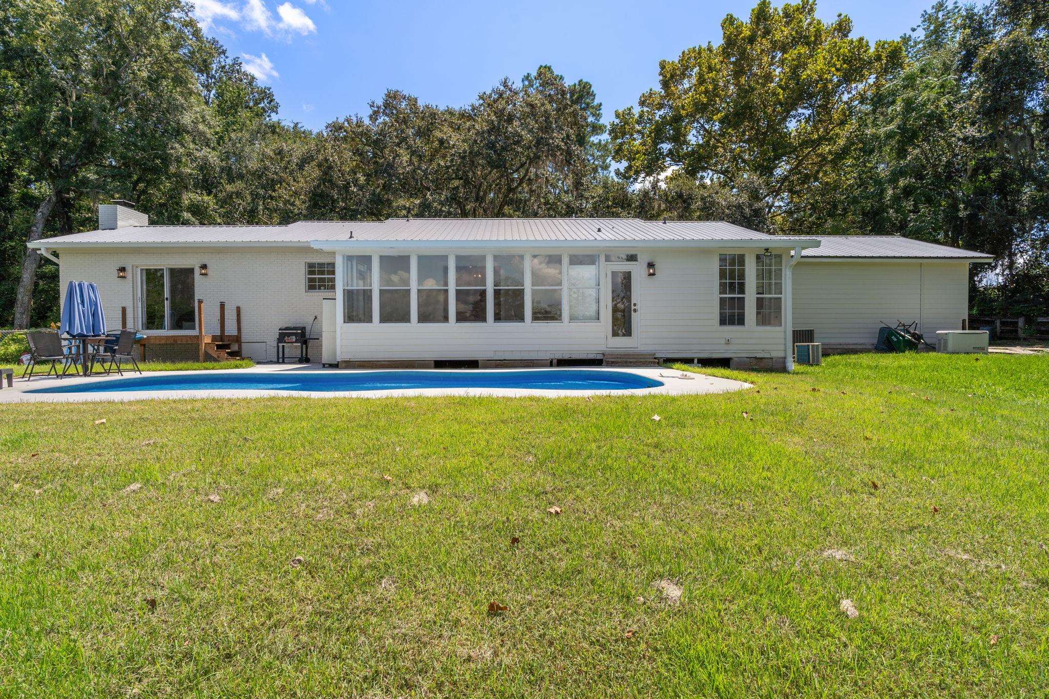 6464 Downhill Road