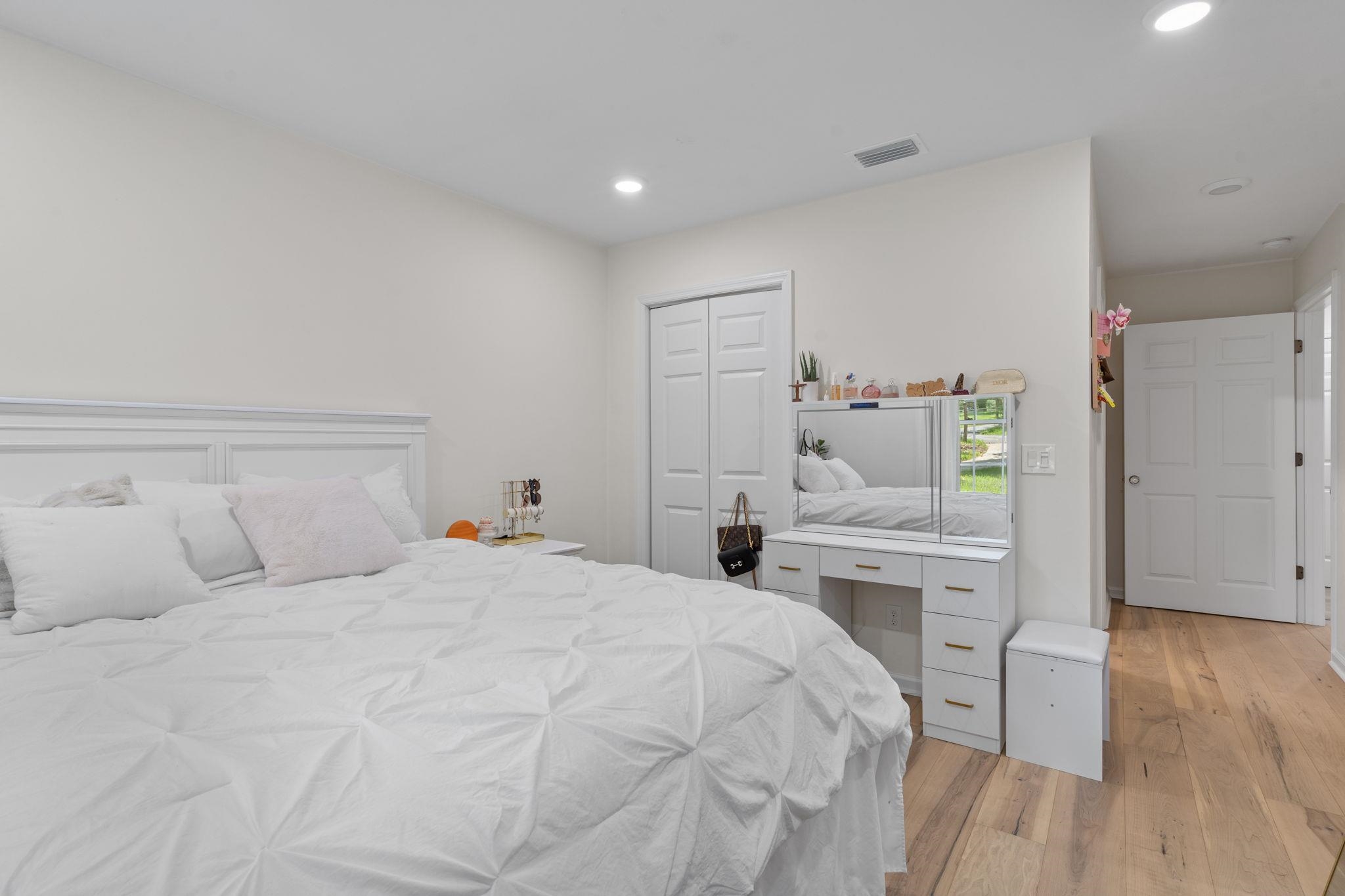 6464 Downhill Road