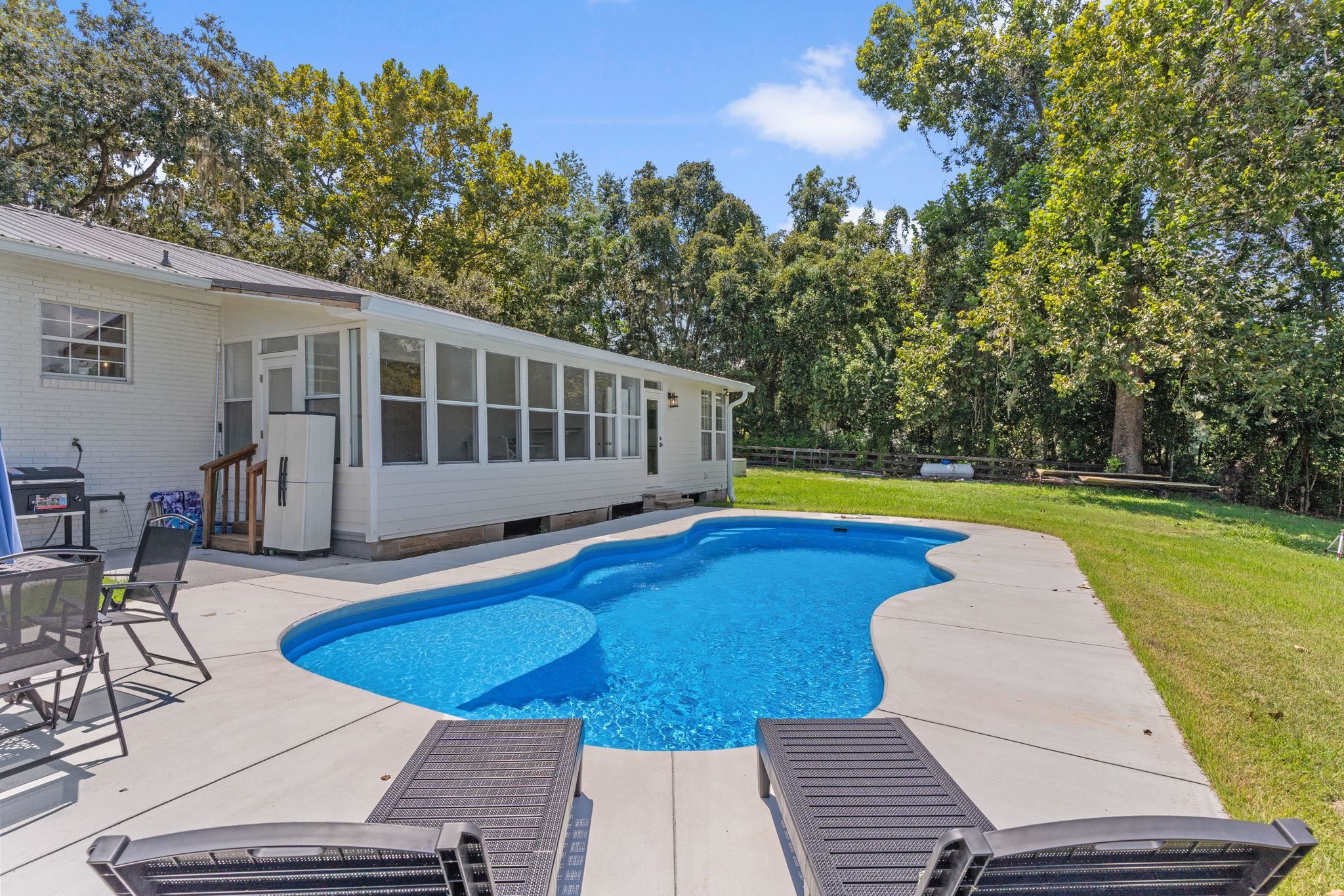 6464 Downhill Road