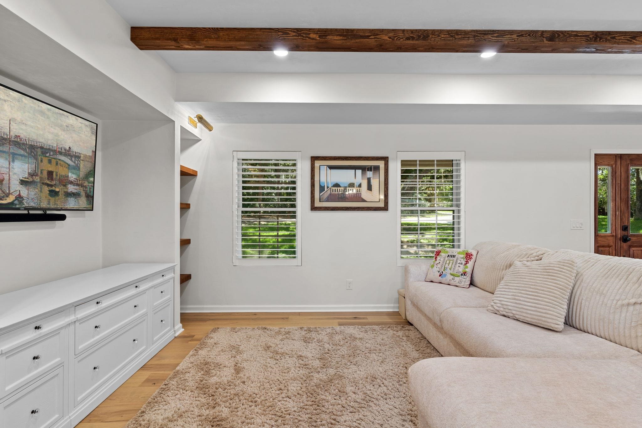 6464 Downhill Road