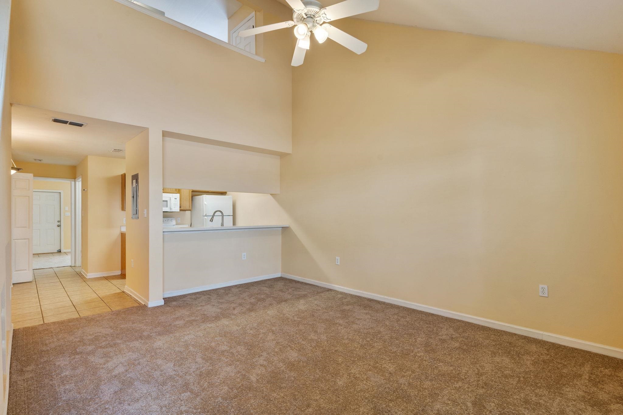 2738 W Tharpe Street Unit: 2306