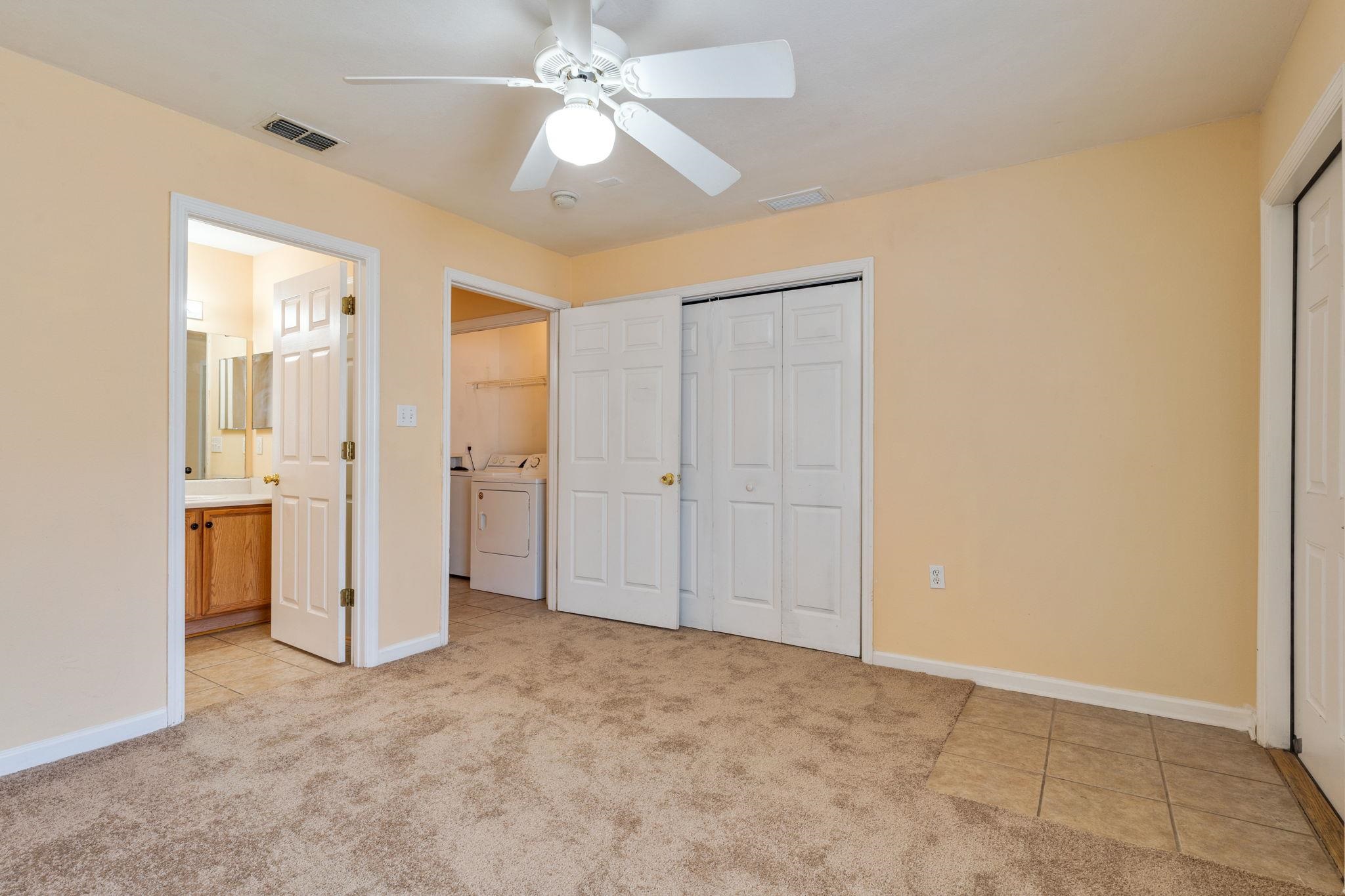 2738 W Tharpe Street Unit: 2306