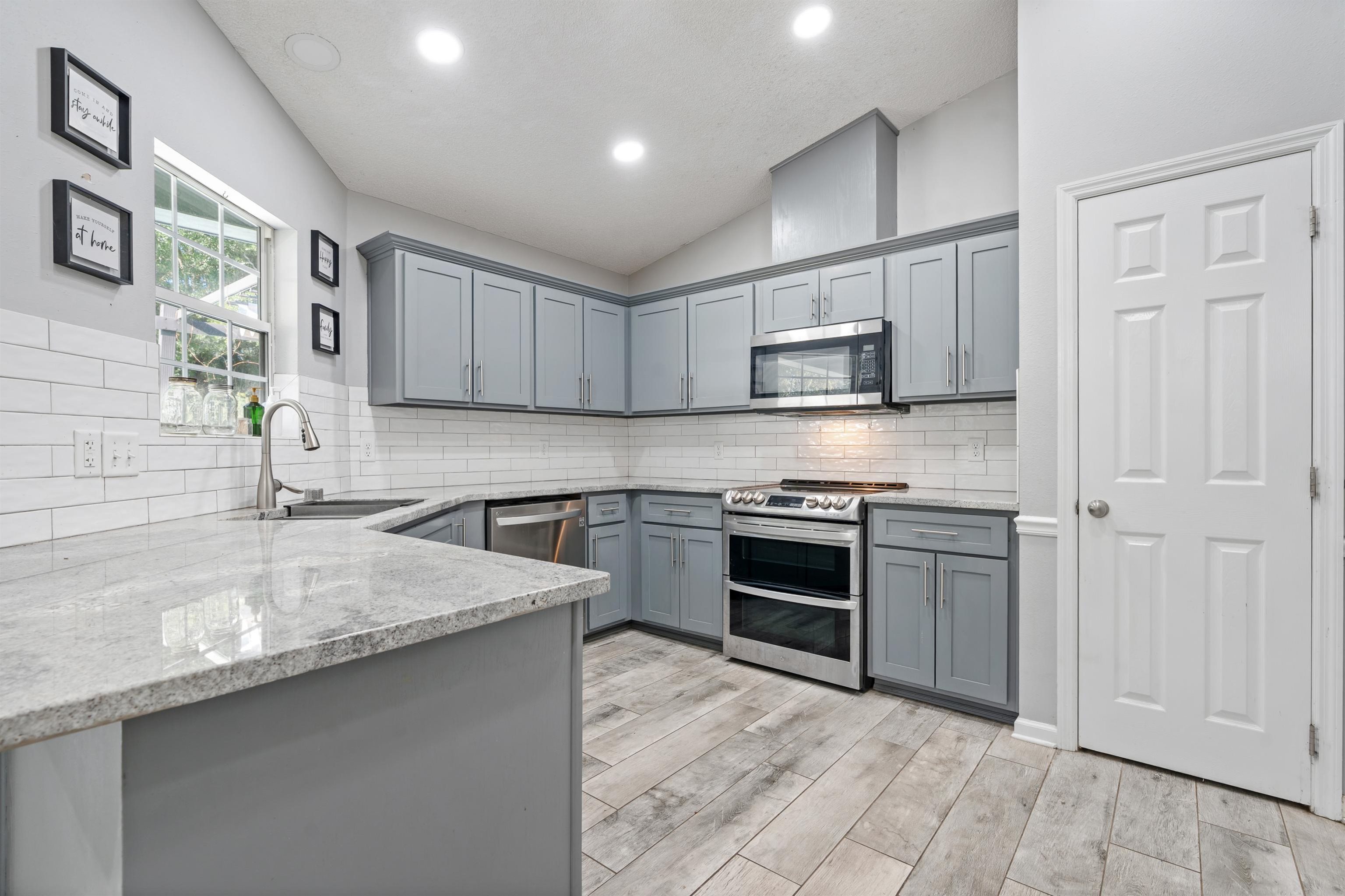 1062 Bloxham Cutoff Road