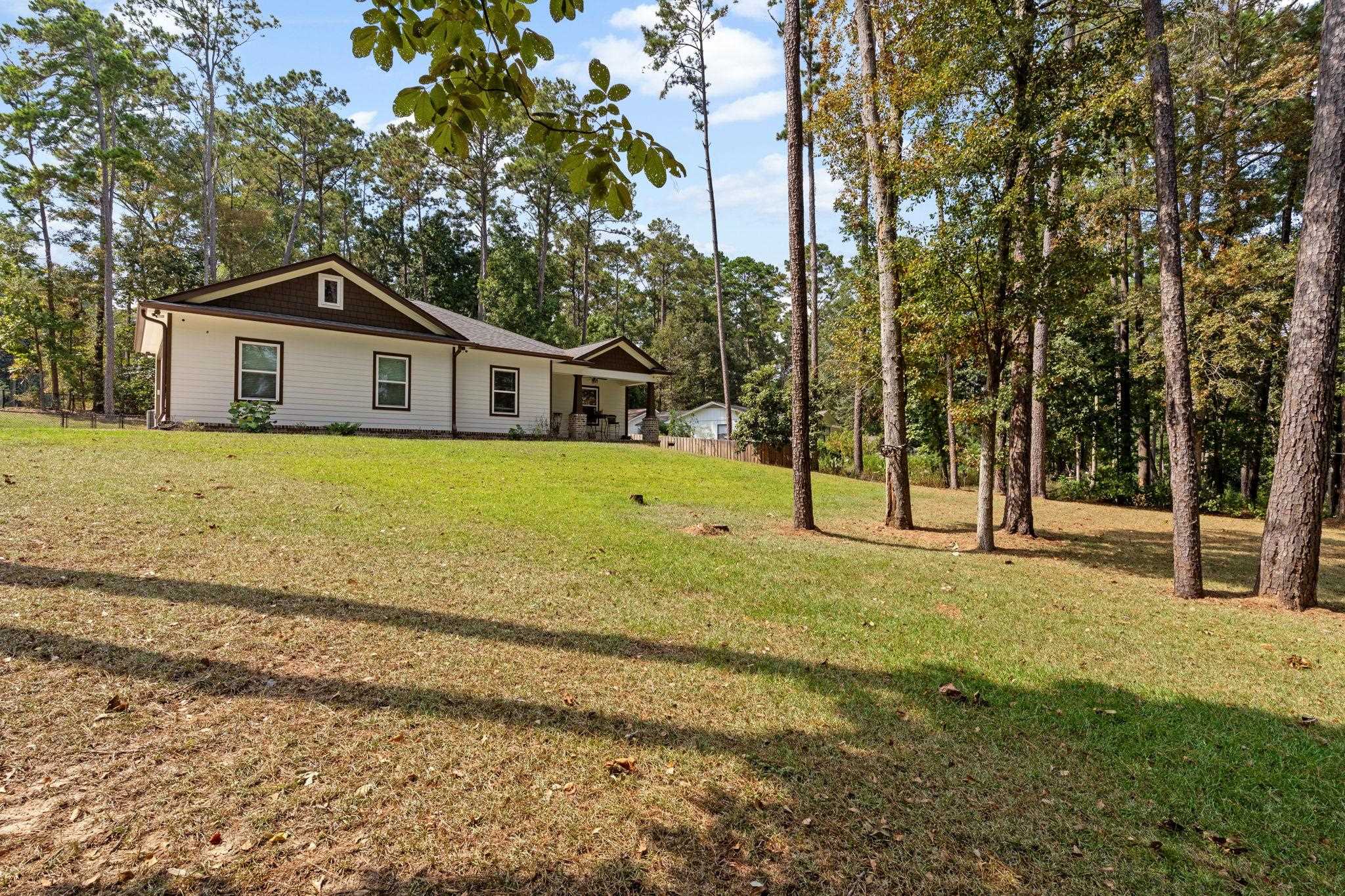 7804 Thornhill Lane