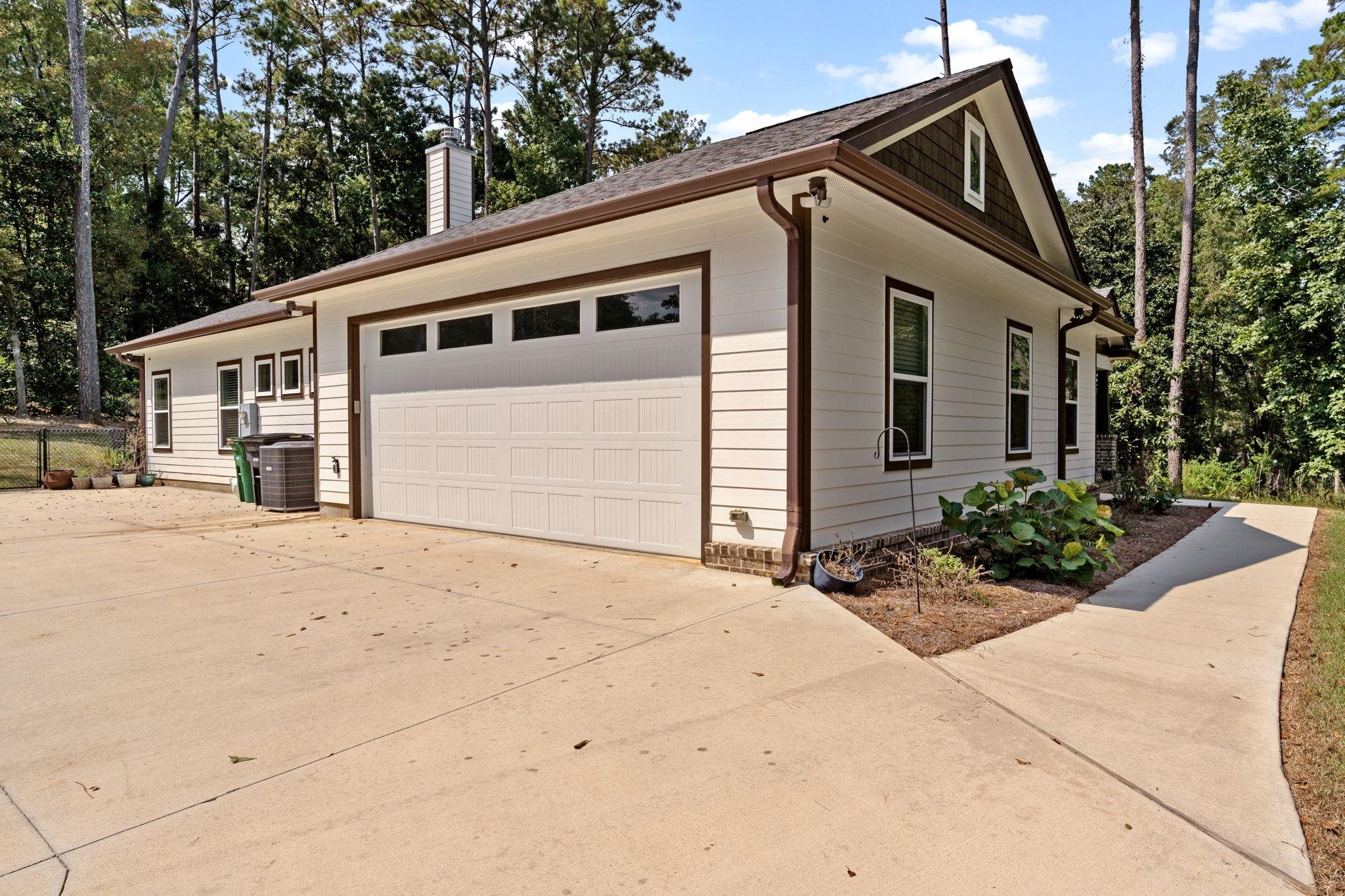 7804 Thornhill Lane