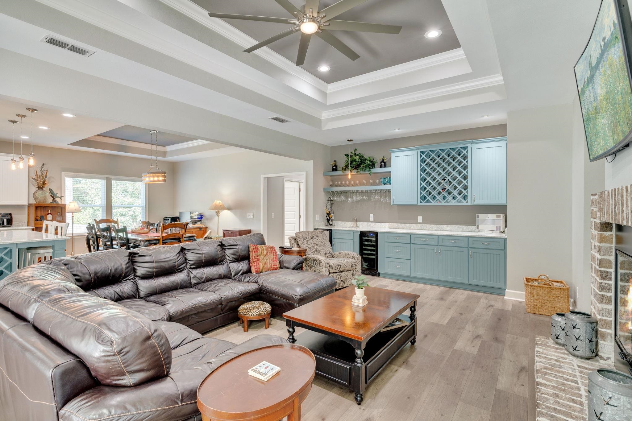 7804 Thornhill Lane