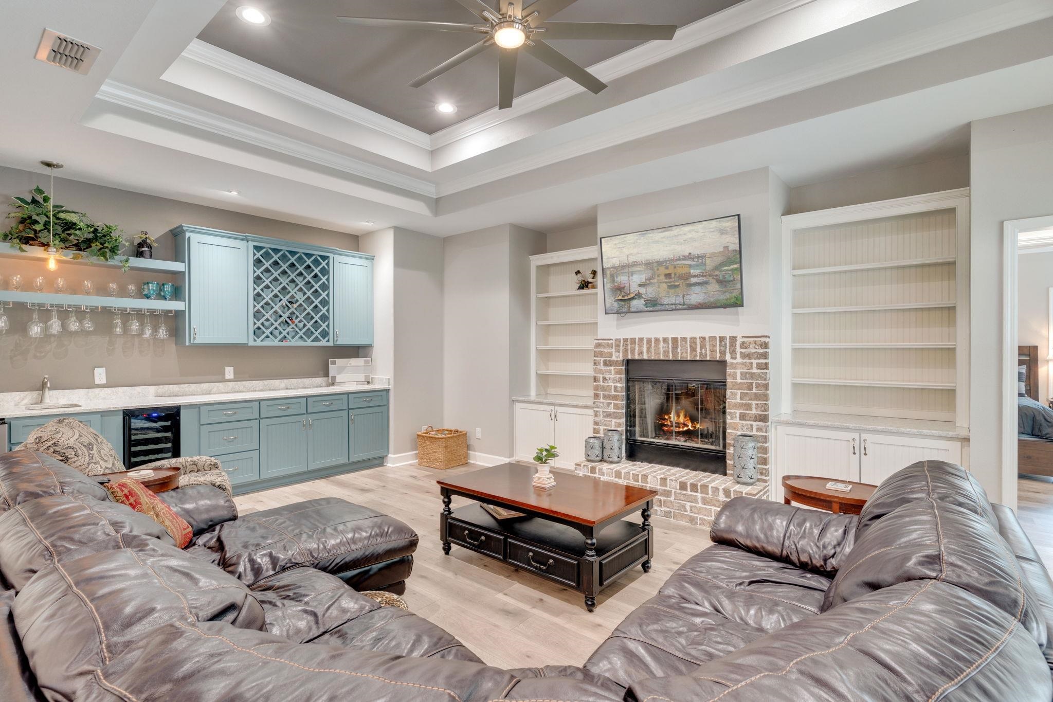 7804 Thornhill Lane