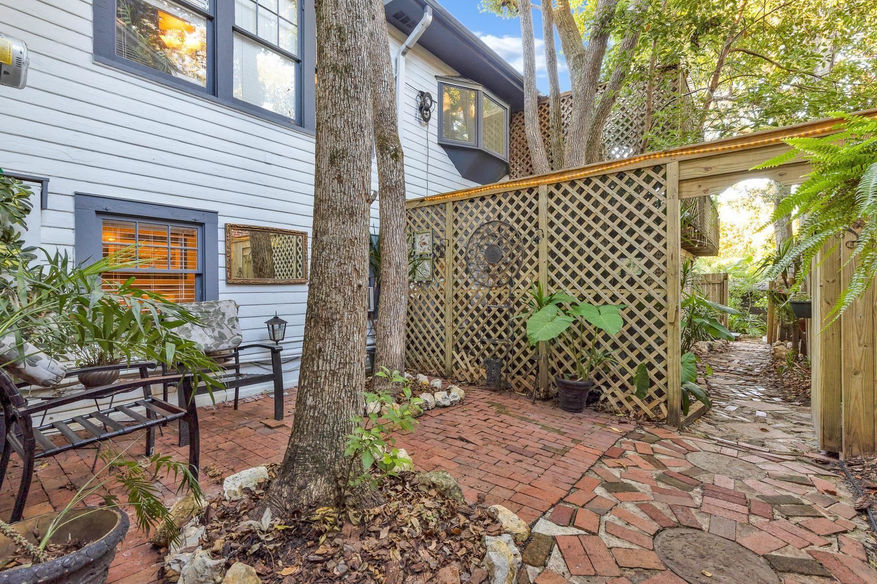 416 E Georgia Street