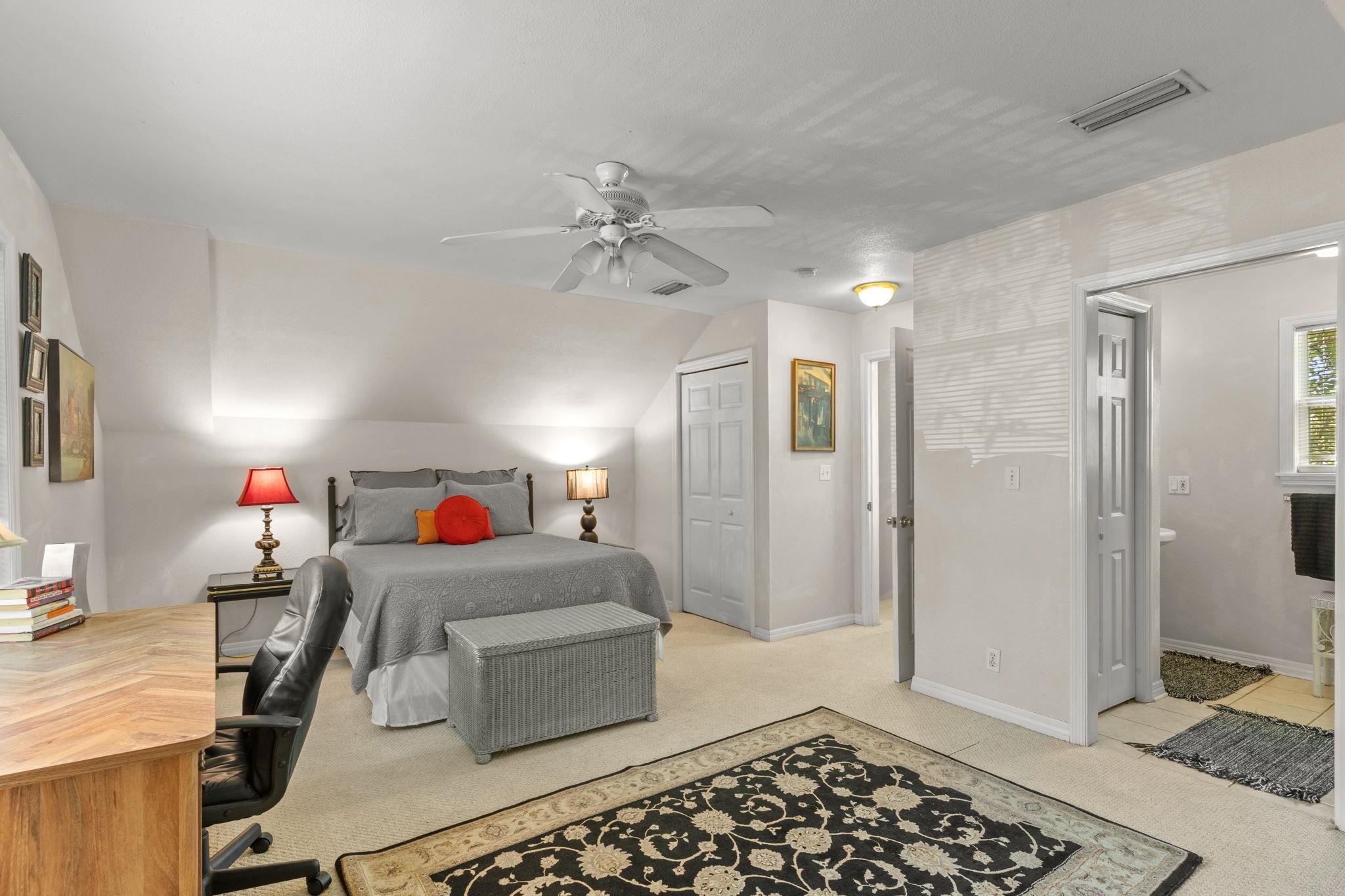 416 E Georgia Street