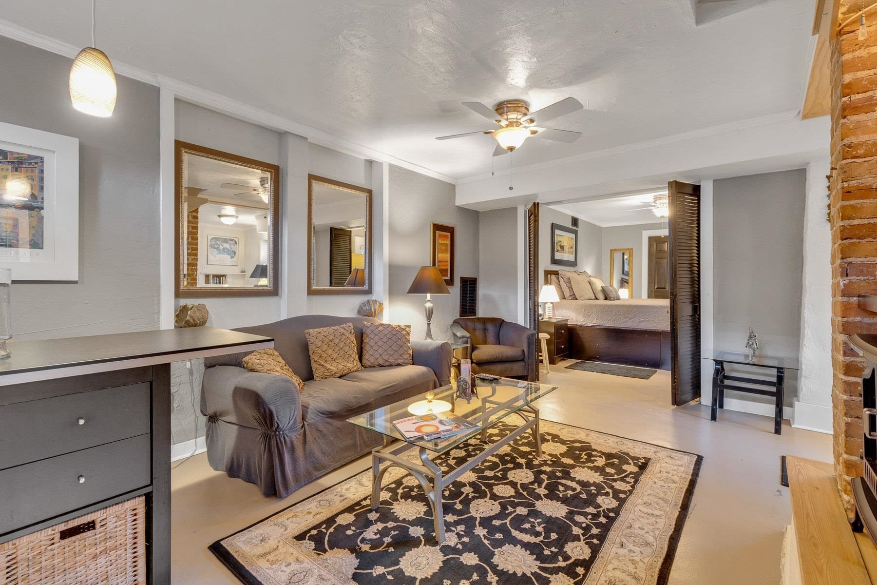 416 E Georgia Street