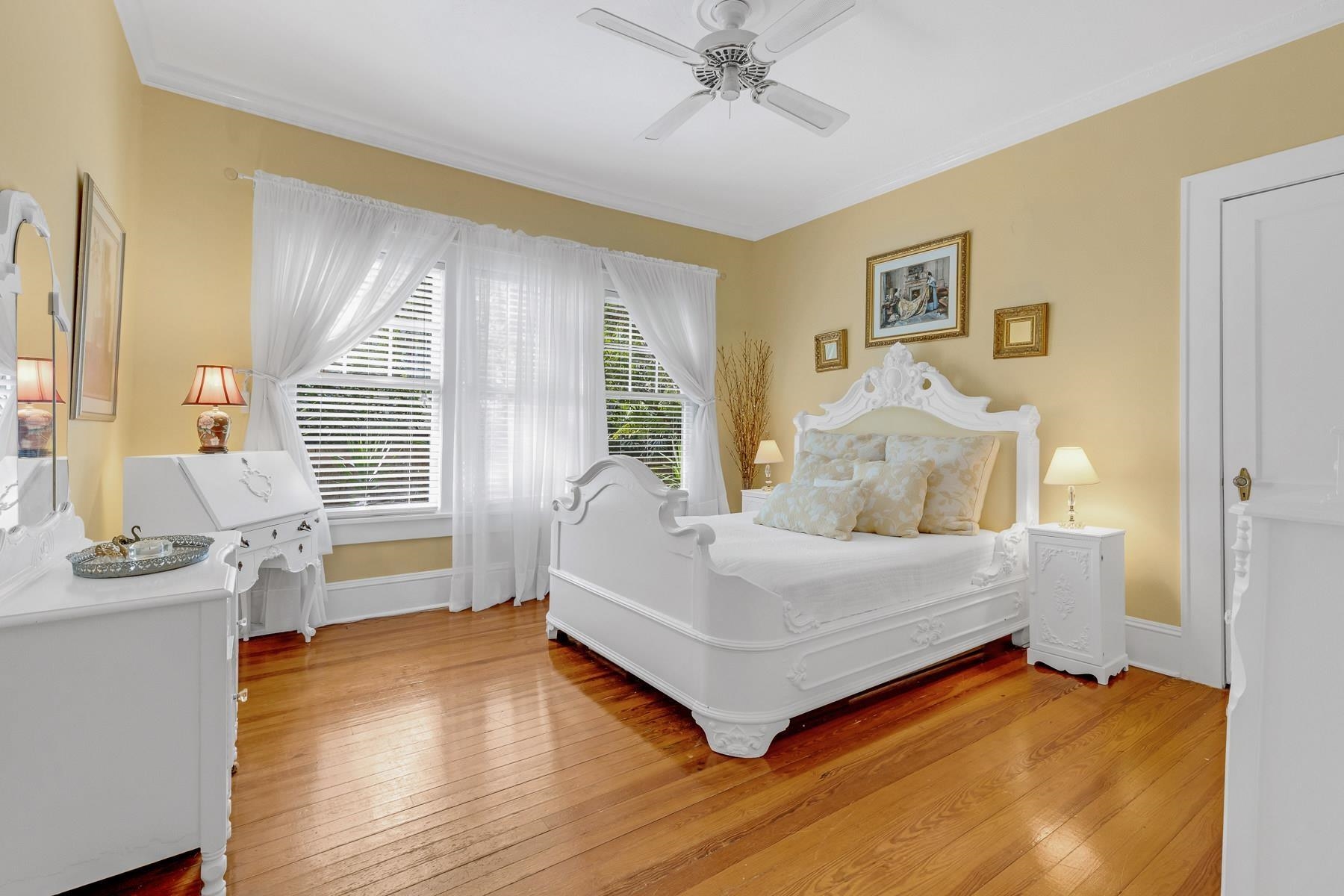 416 E Georgia Street