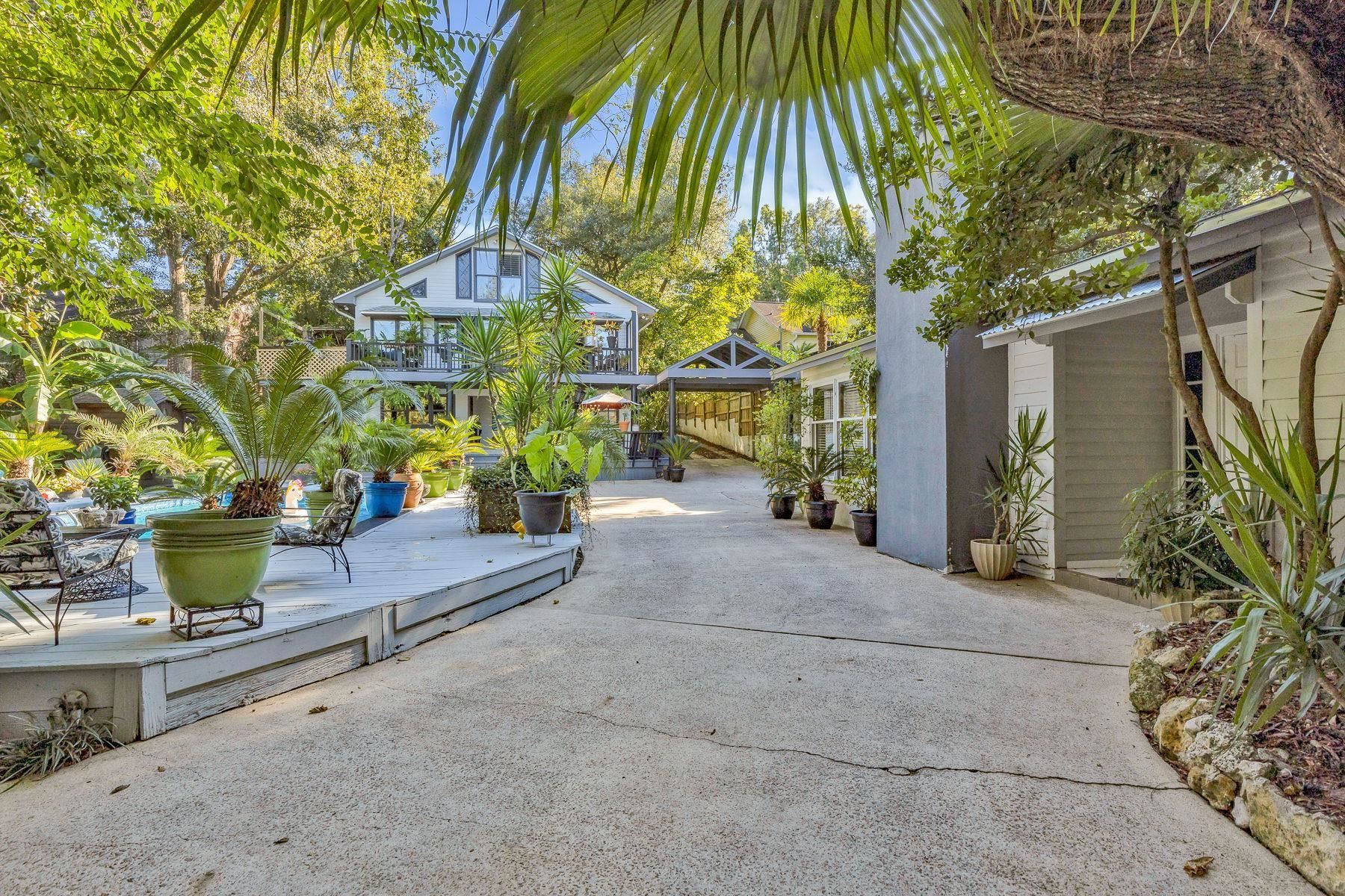 416 E Georgia Street