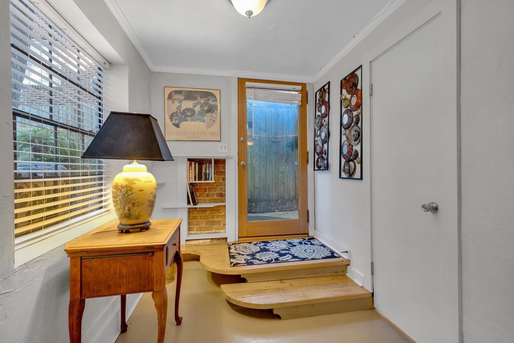 416 E Georgia Street