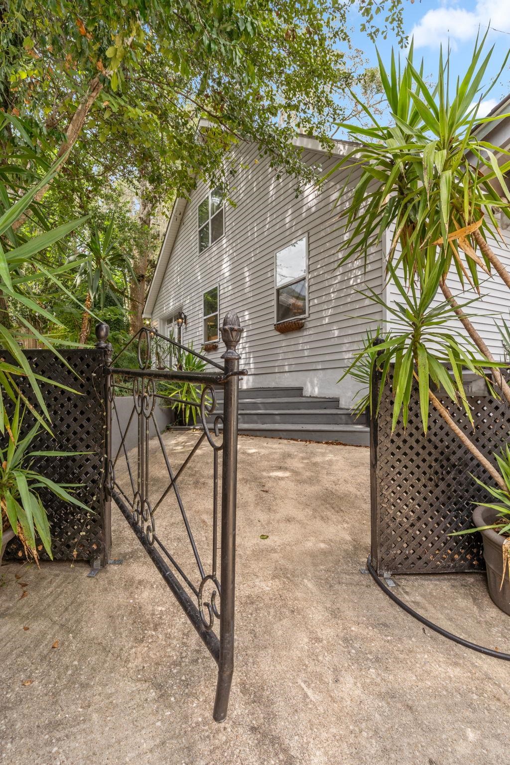416 E Georgia Street