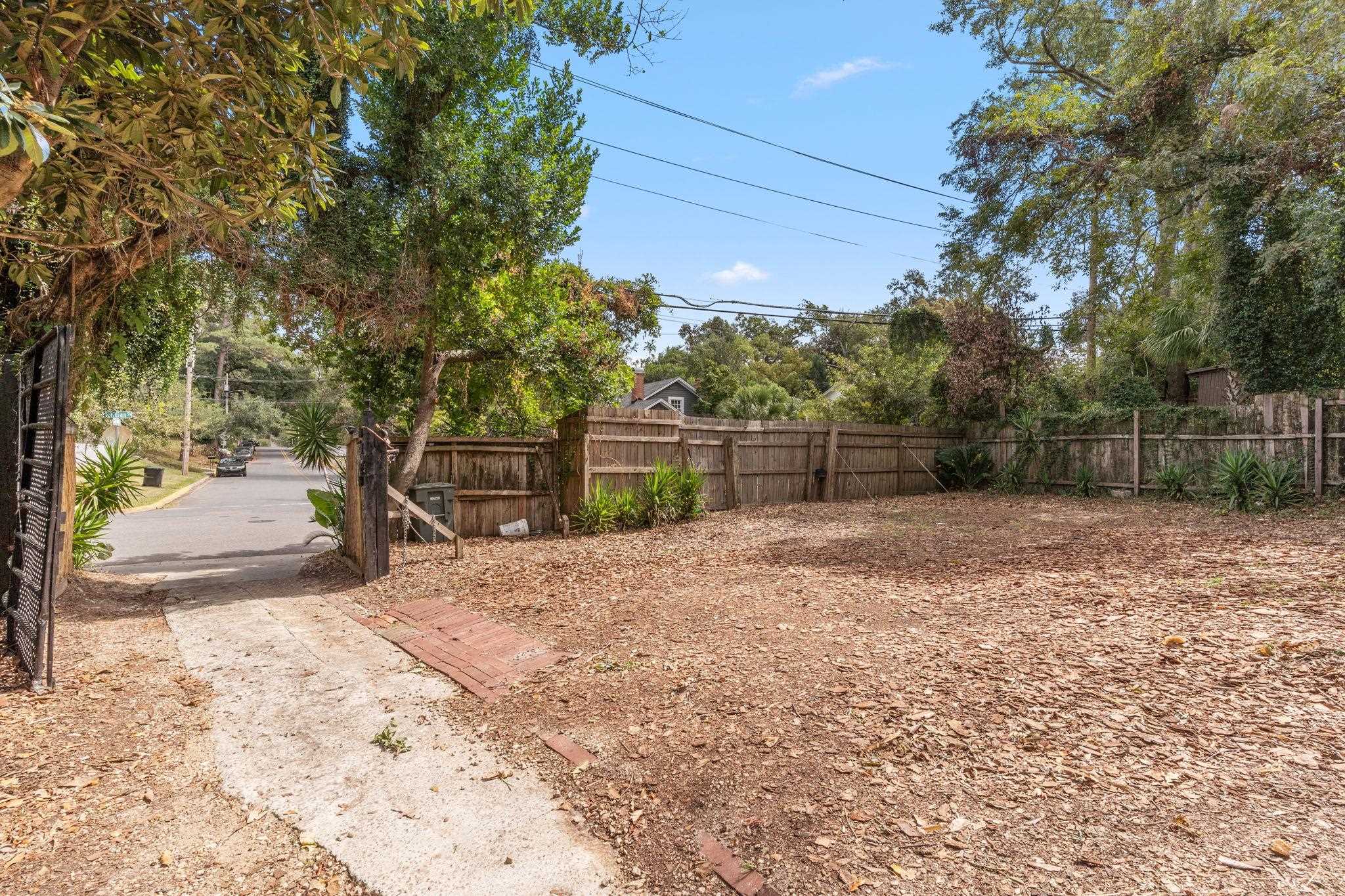 416 E Georgia Street