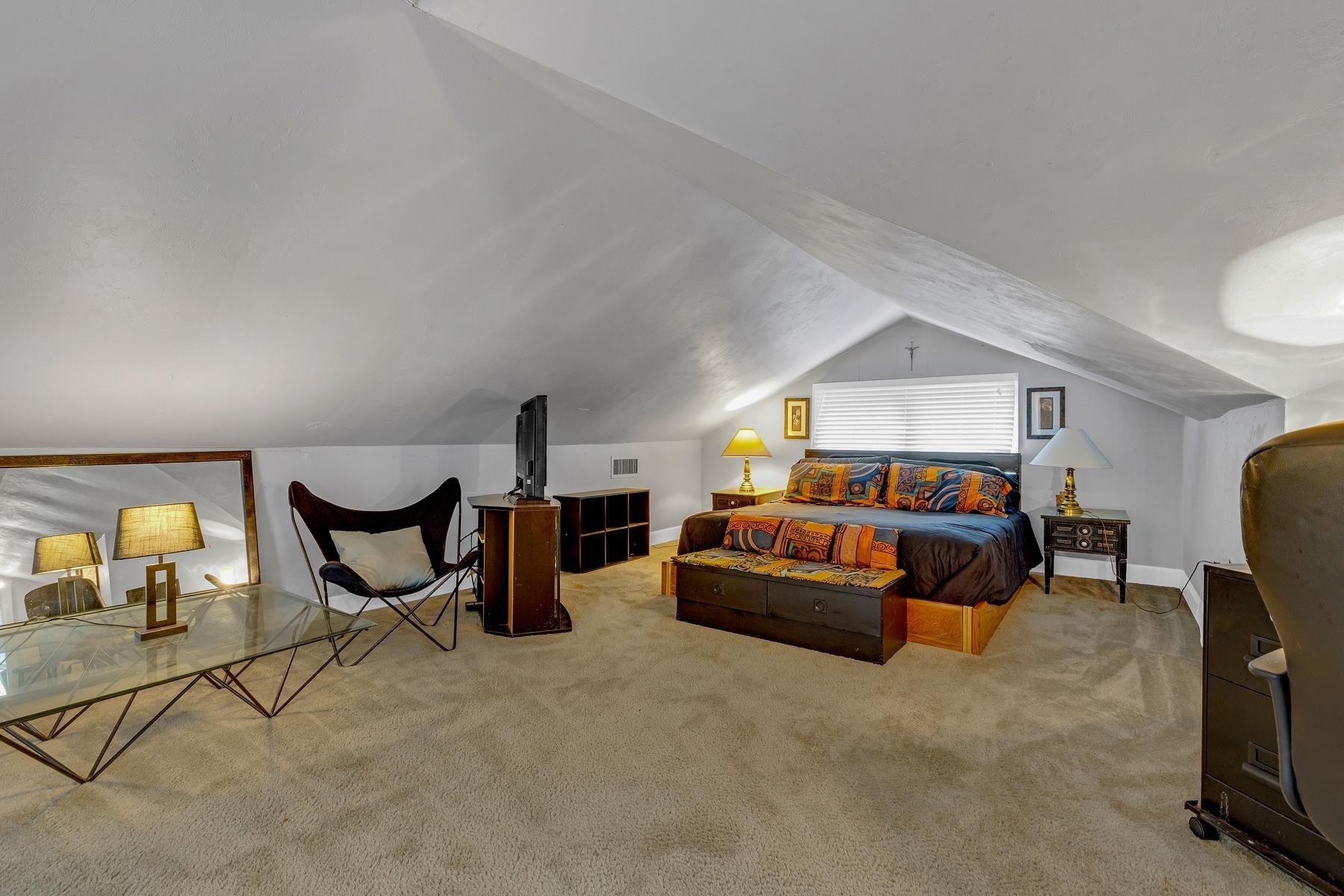 416 E Georgia Street