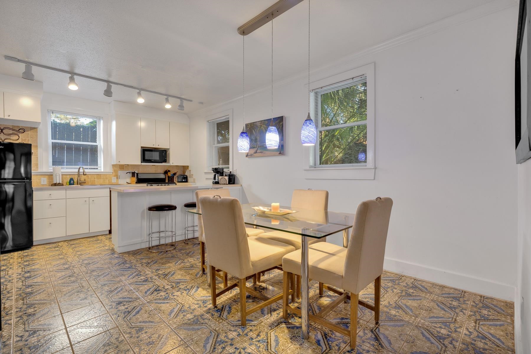 416 E Georgia Street