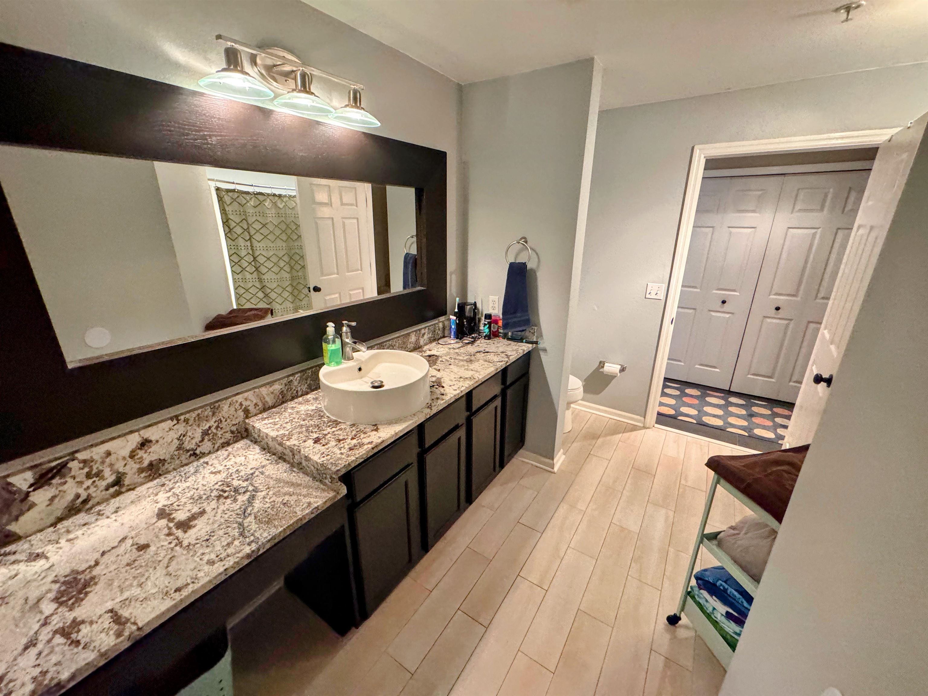 2801 Chancellorsville Drive Unit: 335