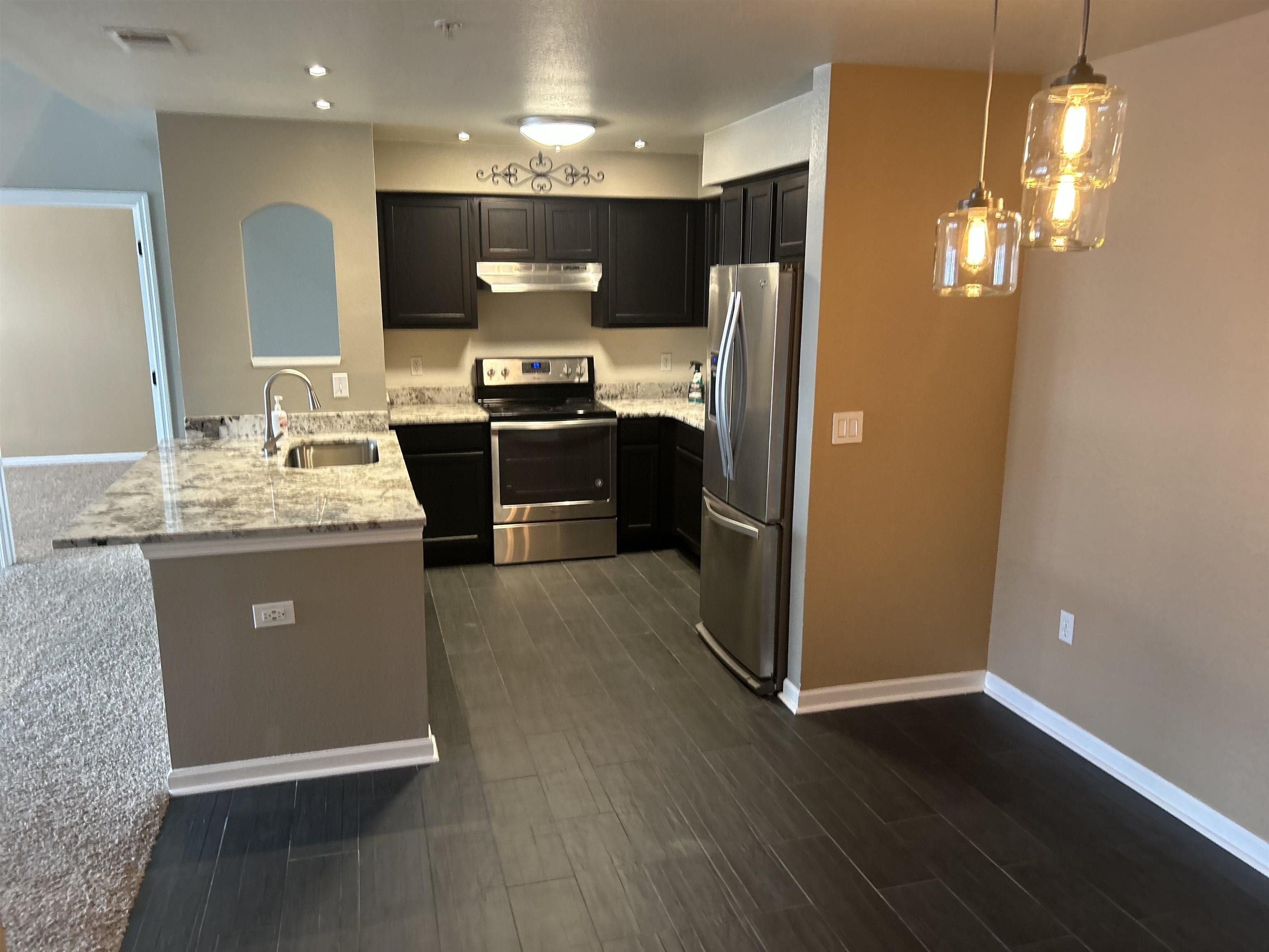 2801 Chancellorsville Drive Unit: 335