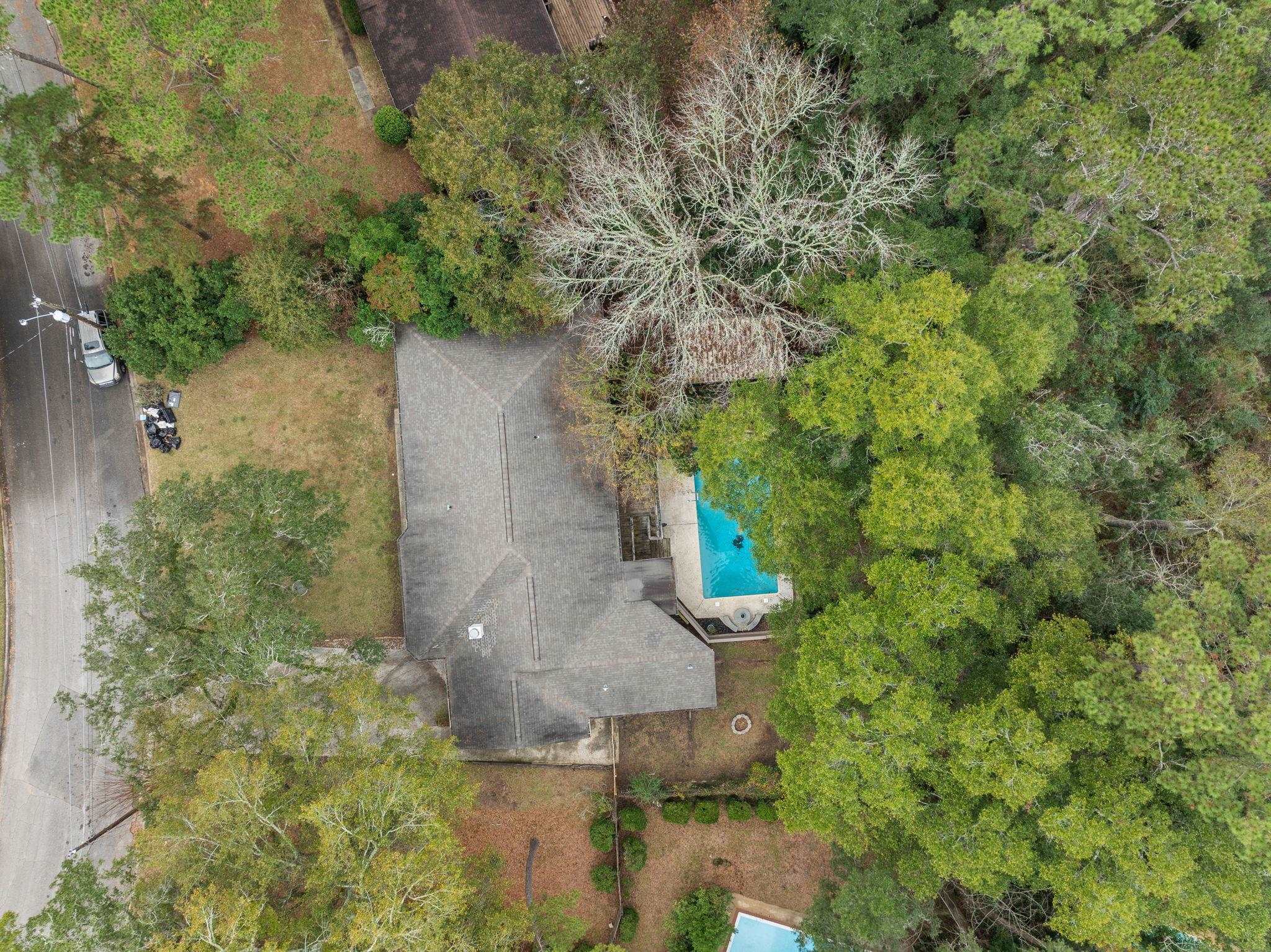 1912 W NELSON Circle