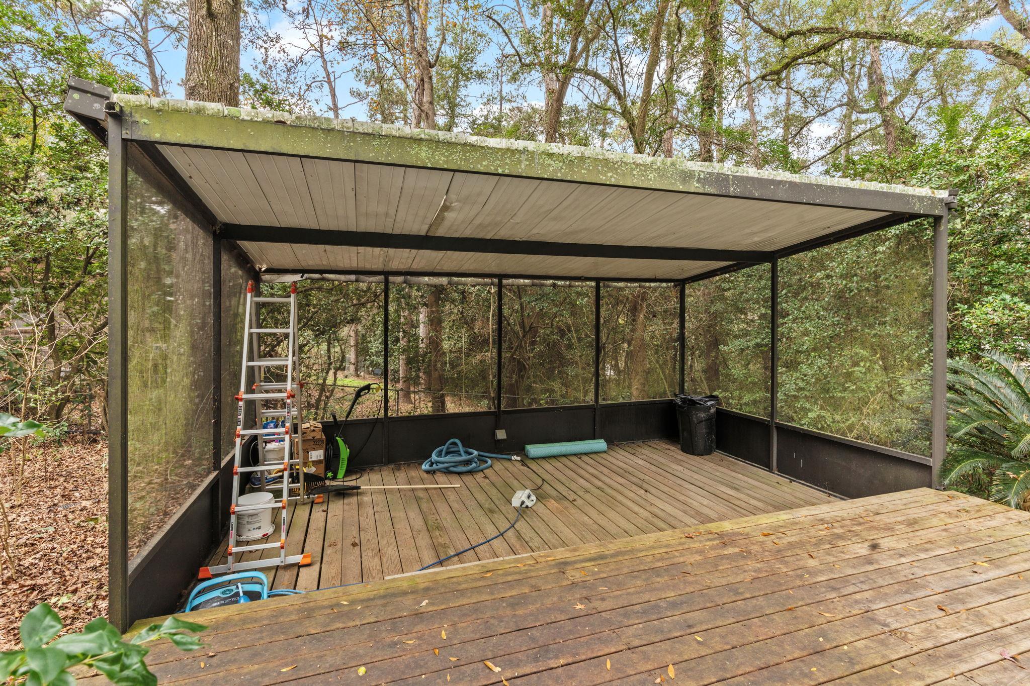 1912 W NELSON Circle