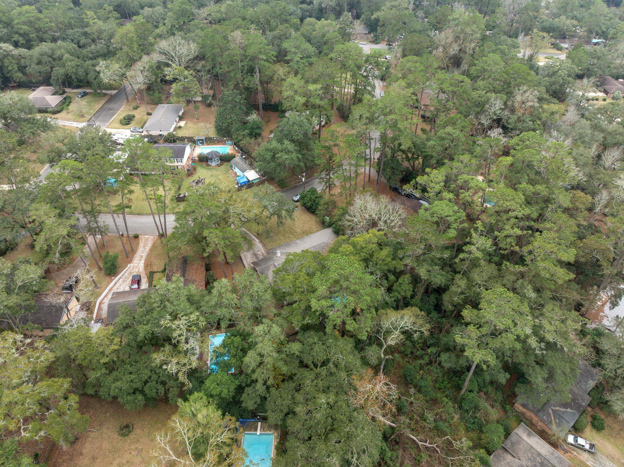 1912 W NELSON Circle