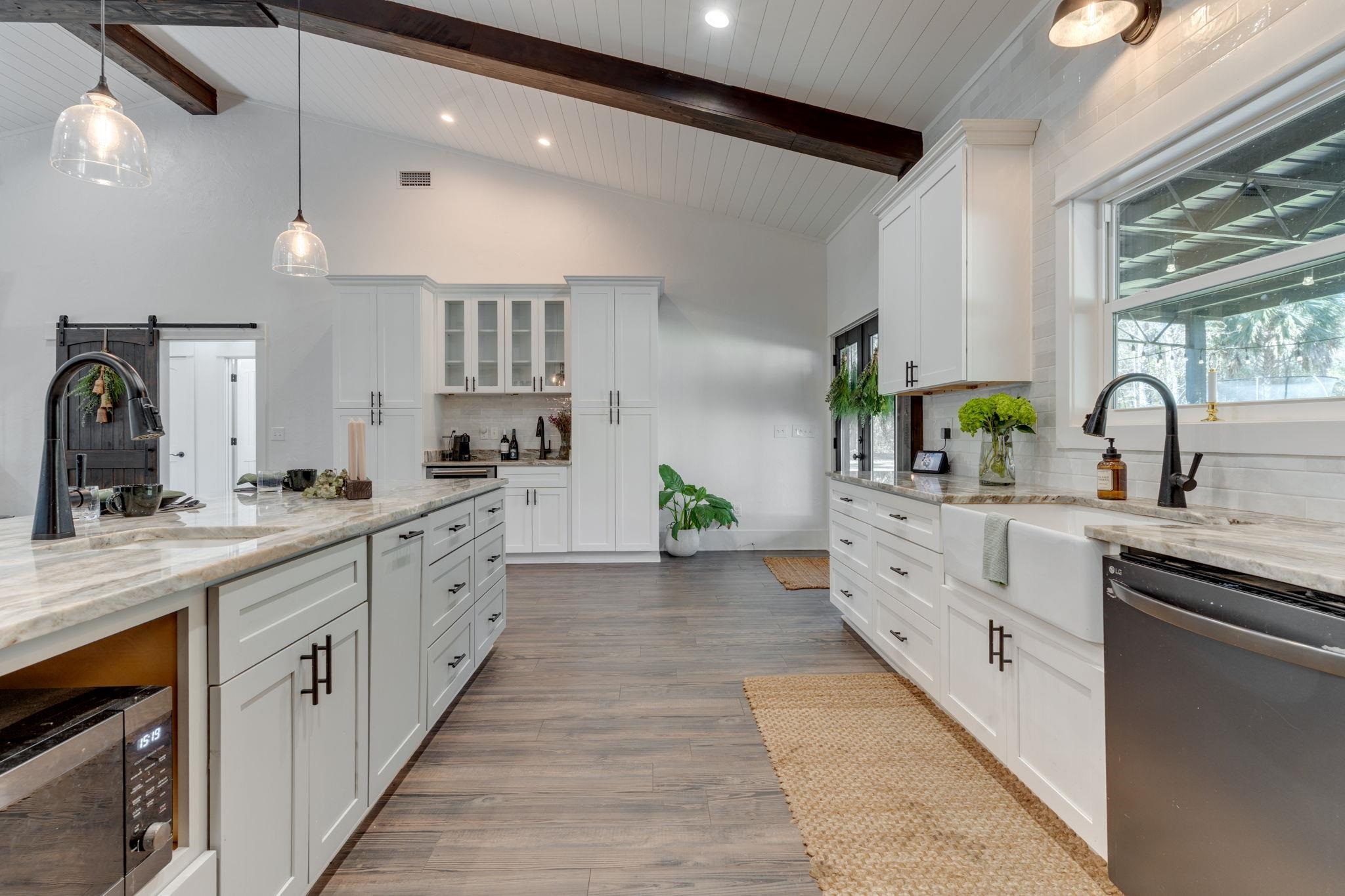 154 PANTON LESLIE Lane