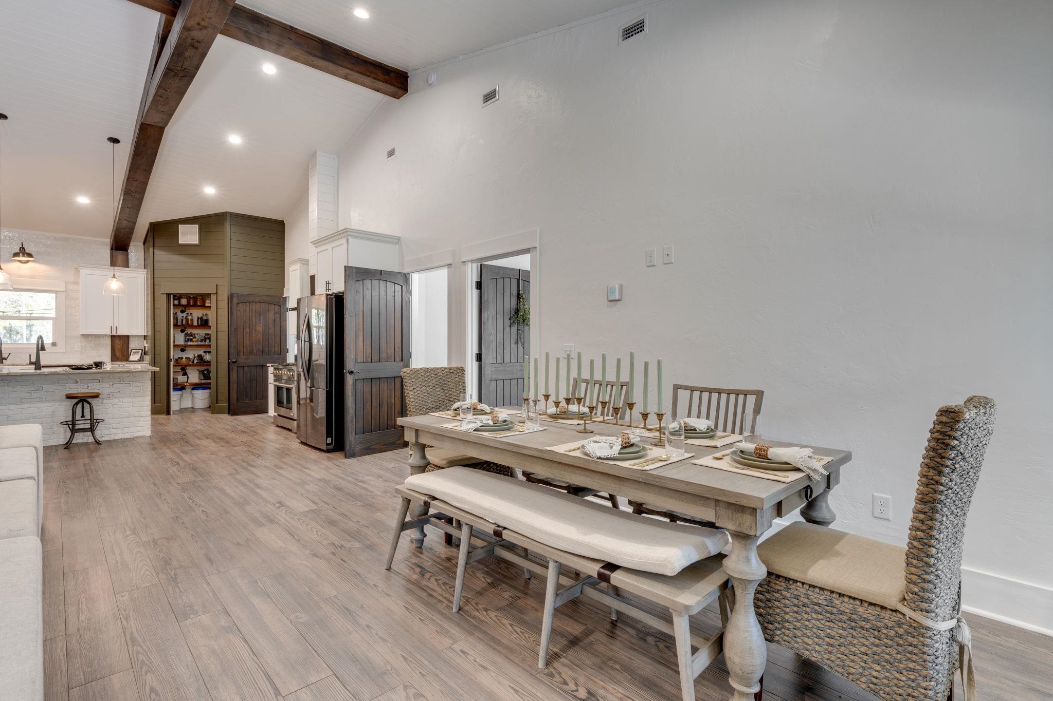 154 PANTON LESLIE Lane