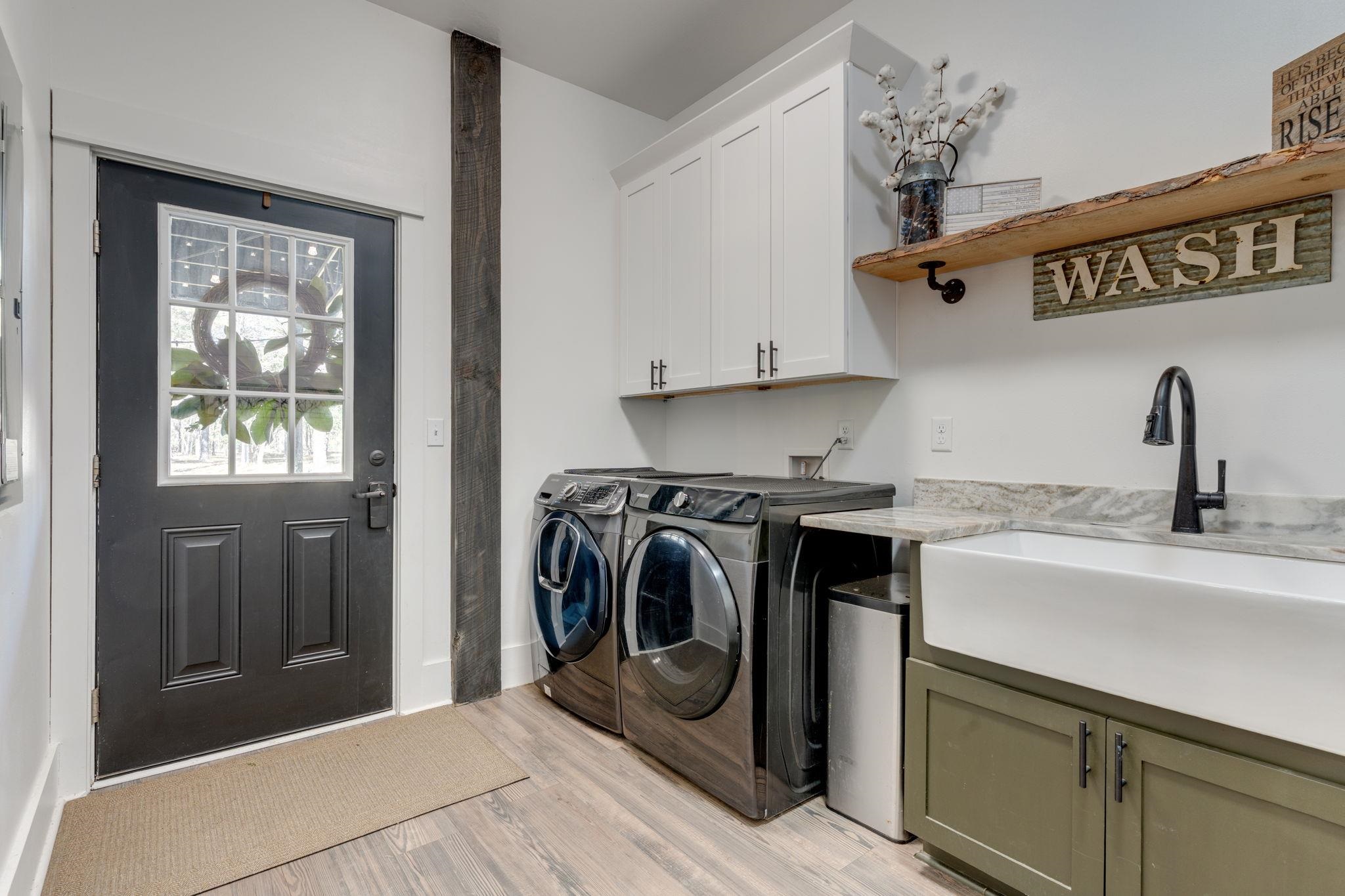 154 PANTON LESLIE Lane