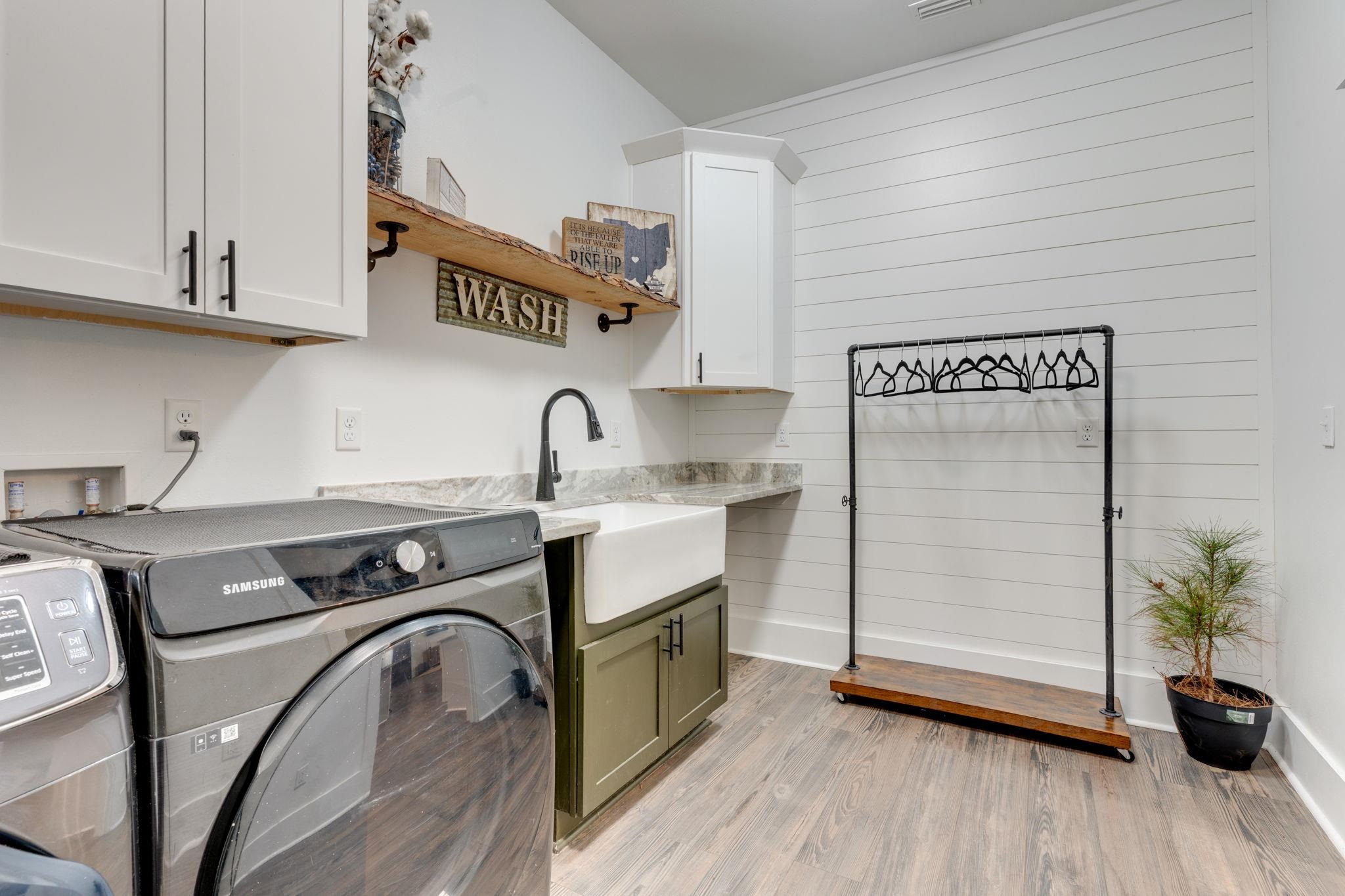 154 PANTON LESLIE Lane