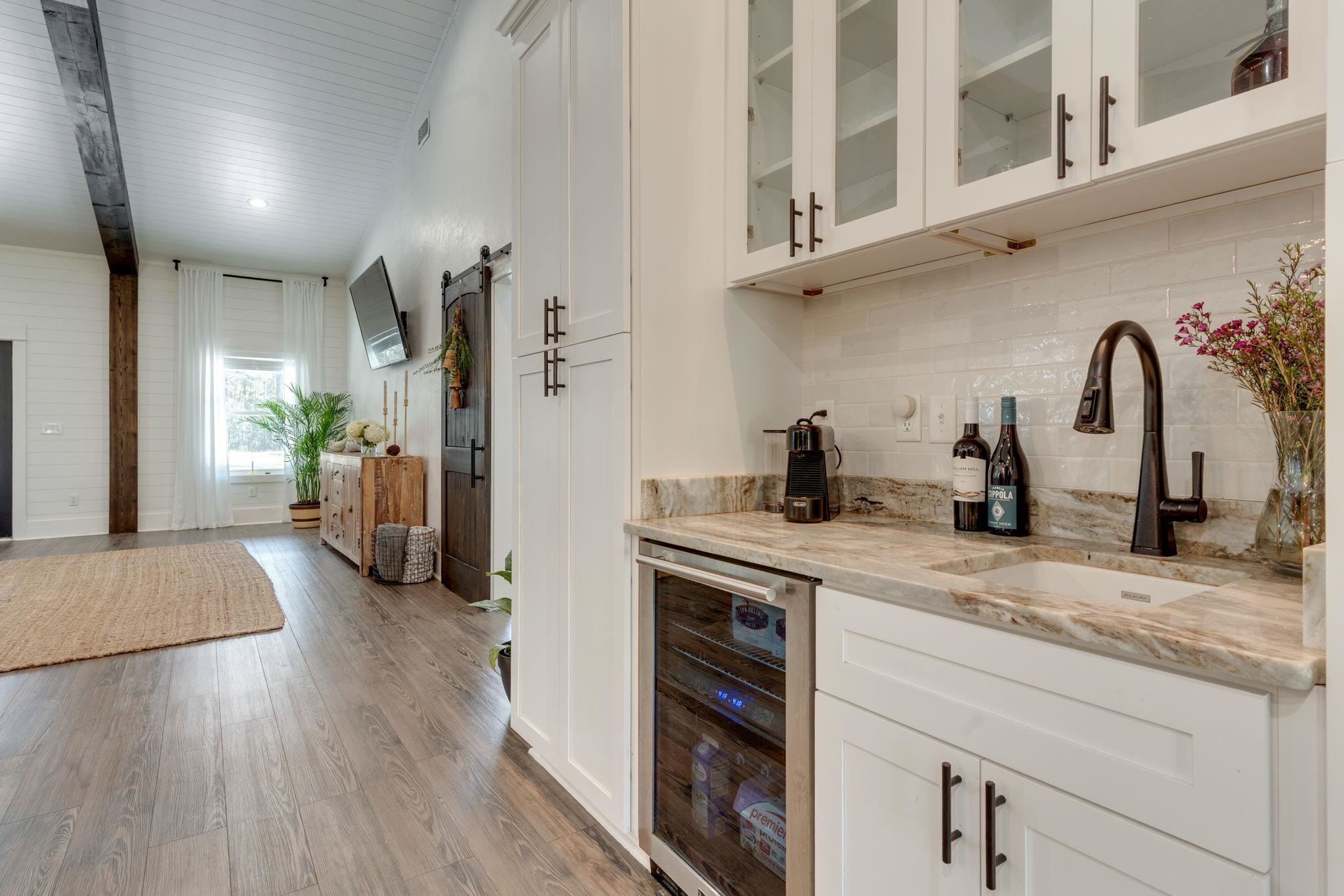 154 PANTON LESLIE Lane