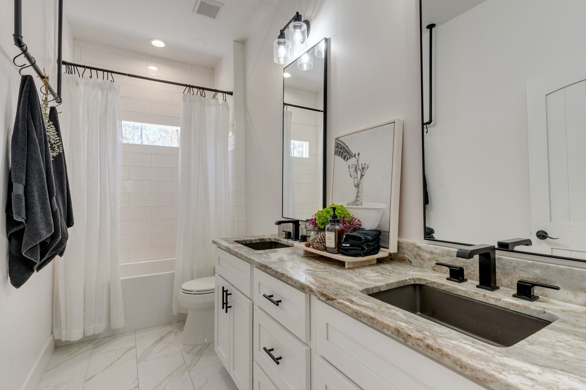 154 PANTON LESLIE Lane