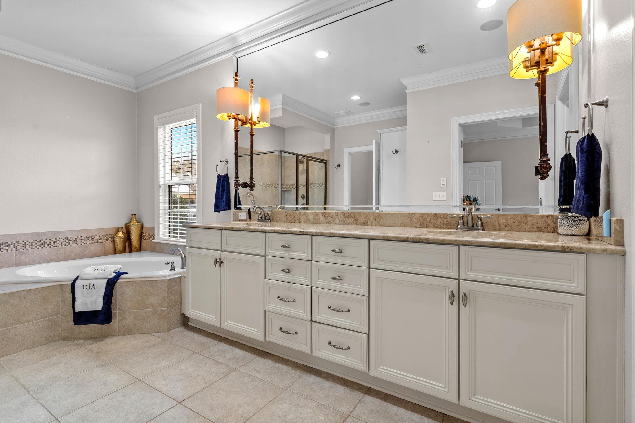 9224 SHOAL CREEK Drive