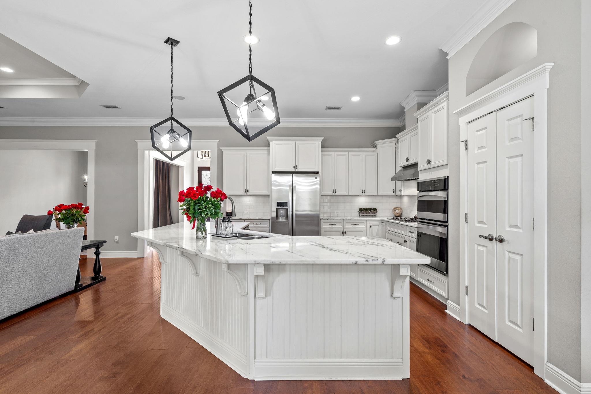 9224 SHOAL CREEK Drive