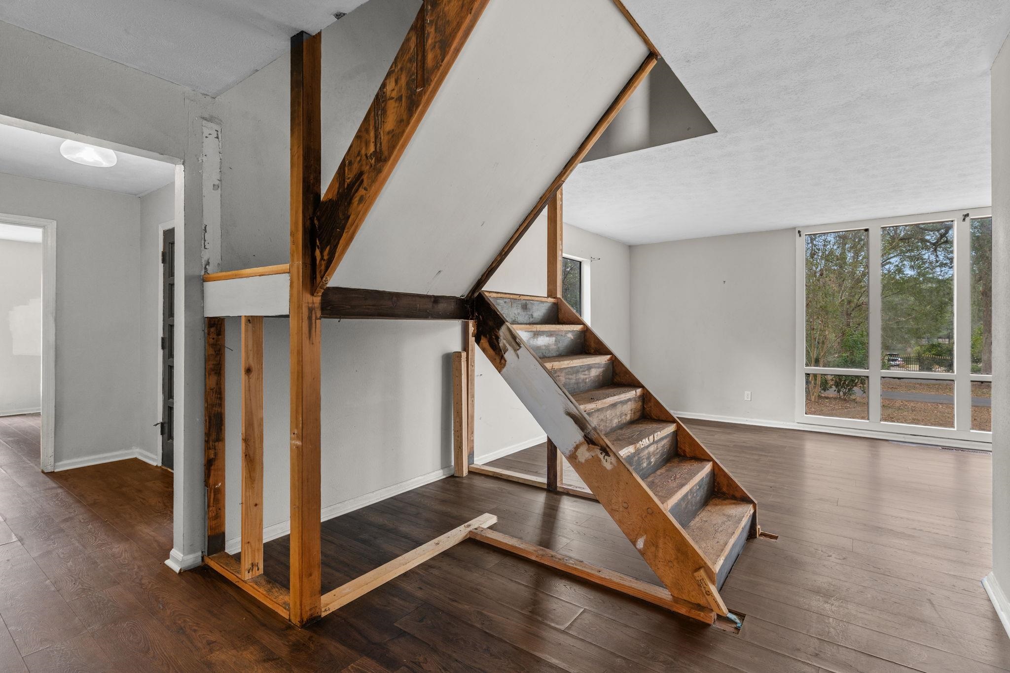 7127 Beech Ridge Trail