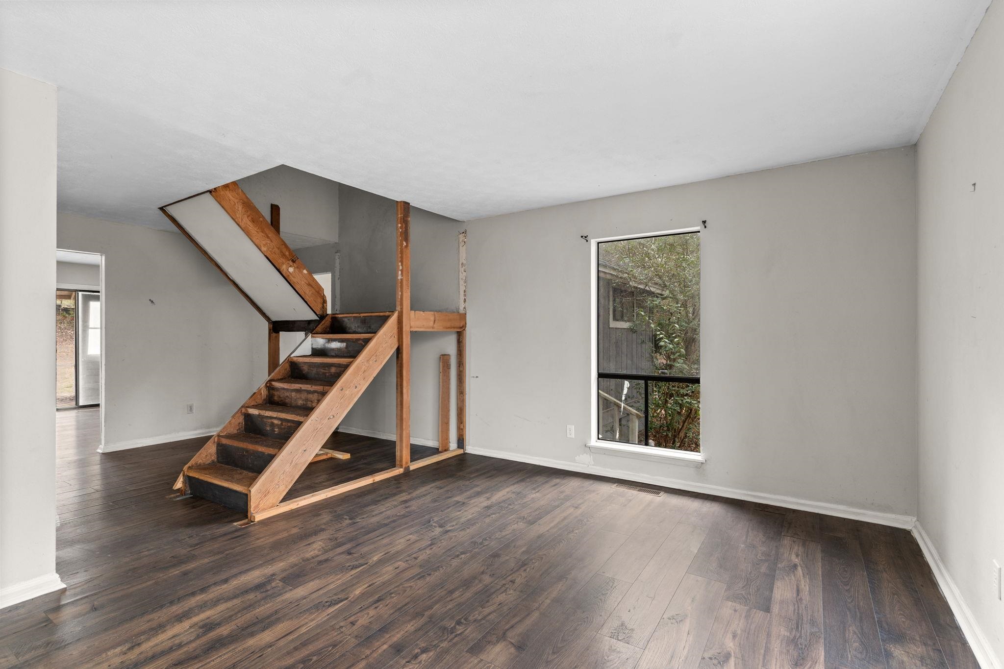 7127 Beech Ridge Trail