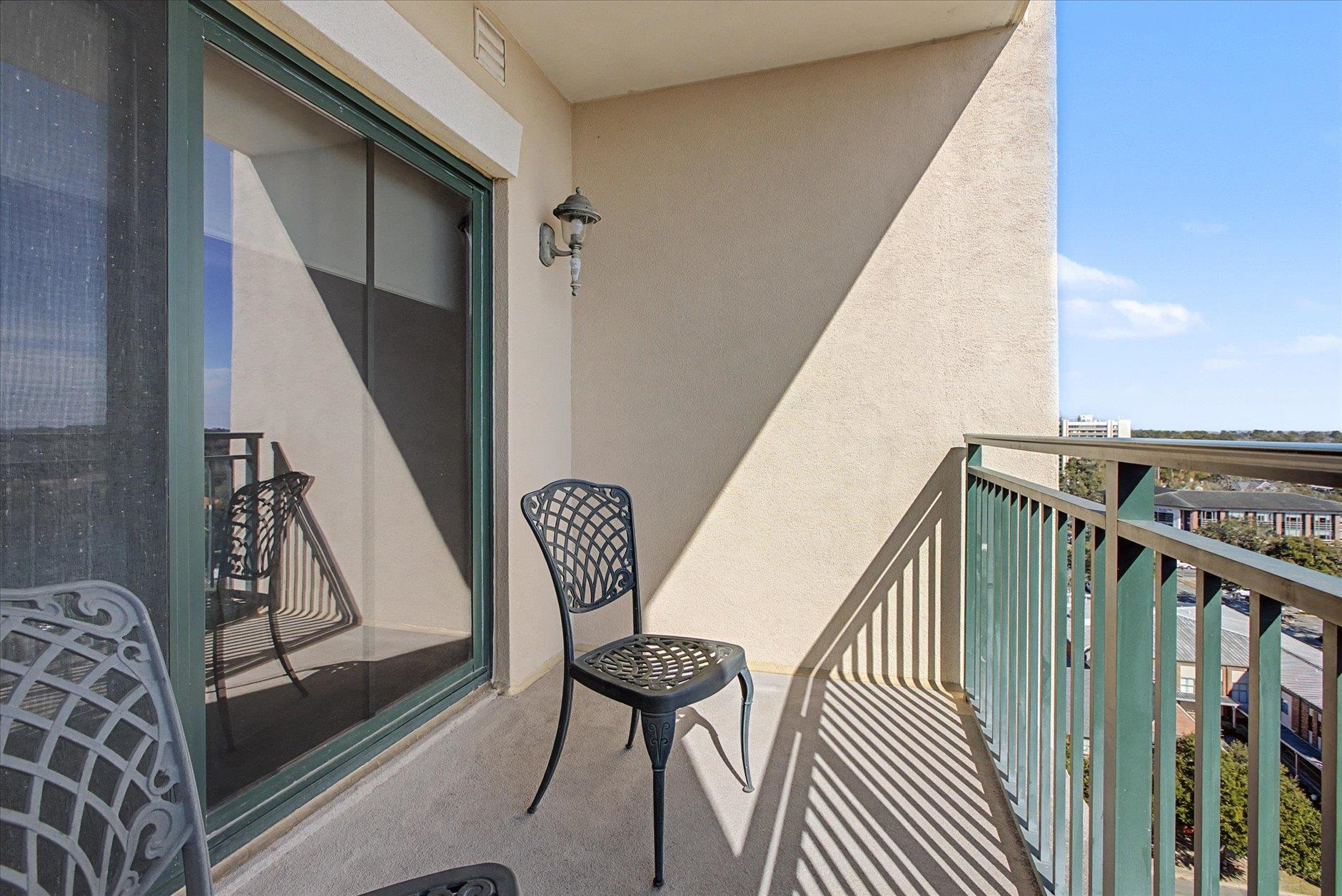 121 N Monroe St Unit 1206 East
