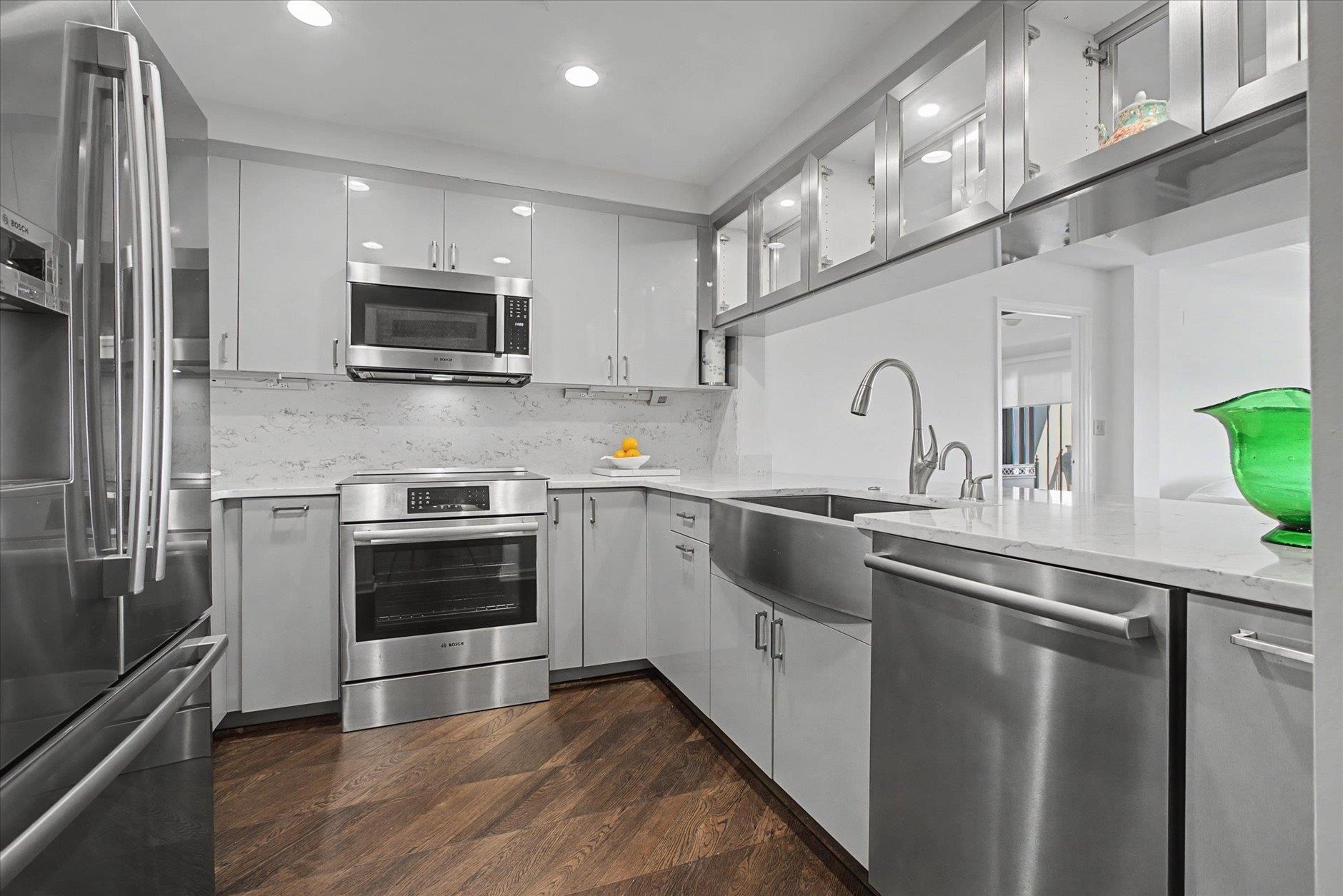 121 N Monroe St Unit 1206 East