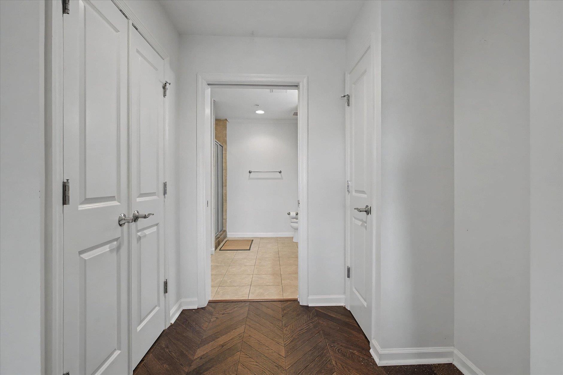121 N Monroe St Unit 1206 East