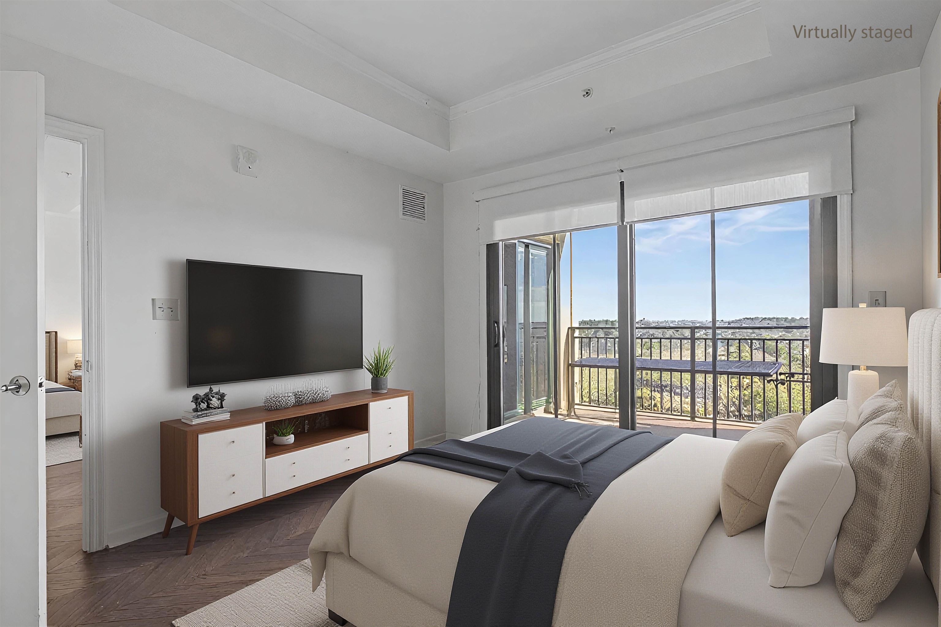 121 N Monroe St Unit 1206 East
