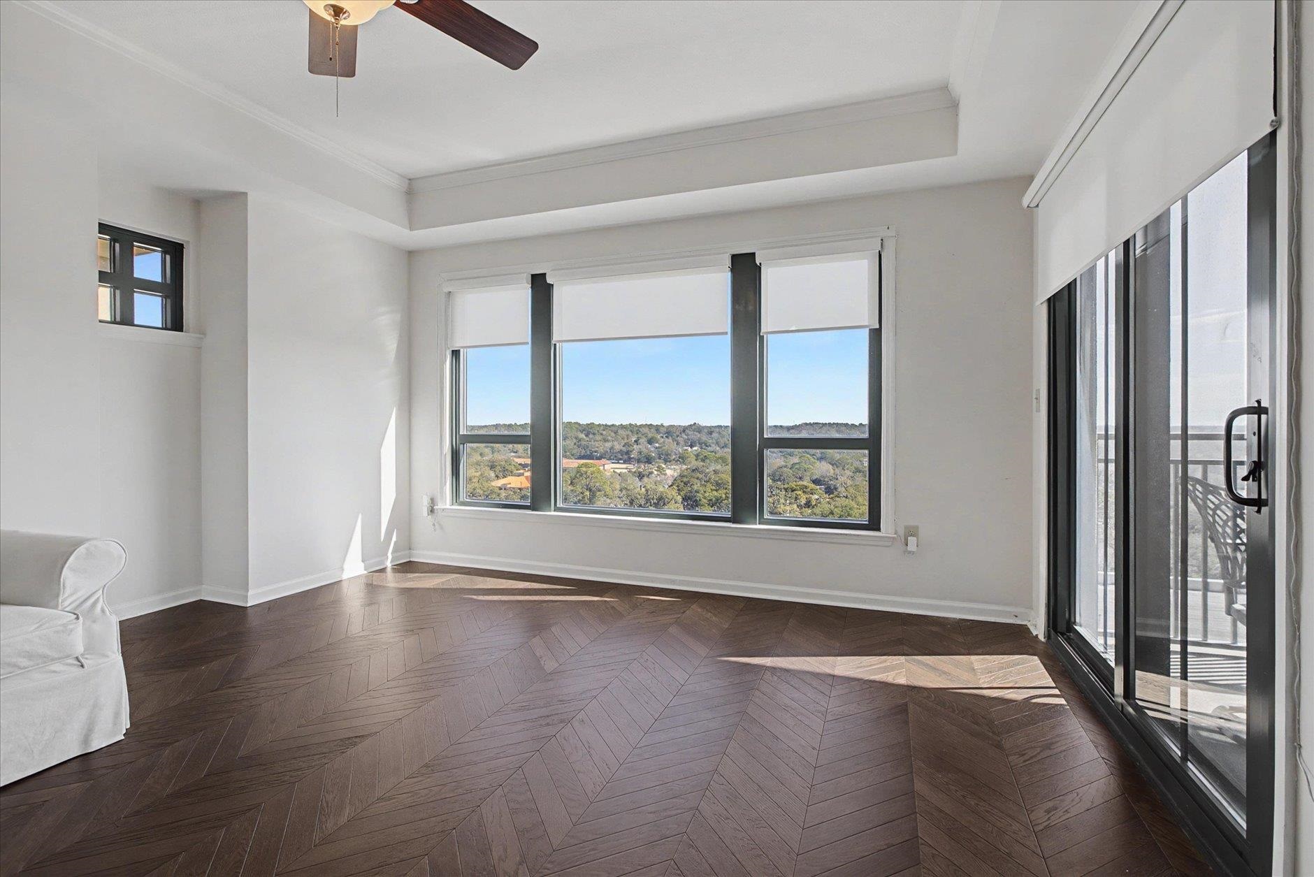 121 N Monroe St Unit 1206 East