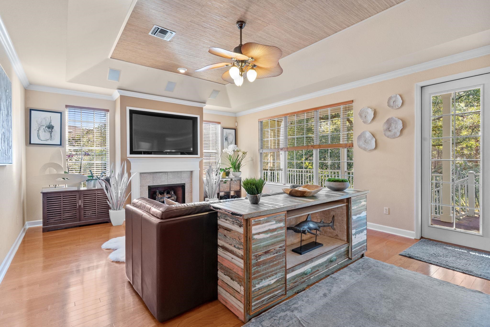 3255 SALINGER Way
