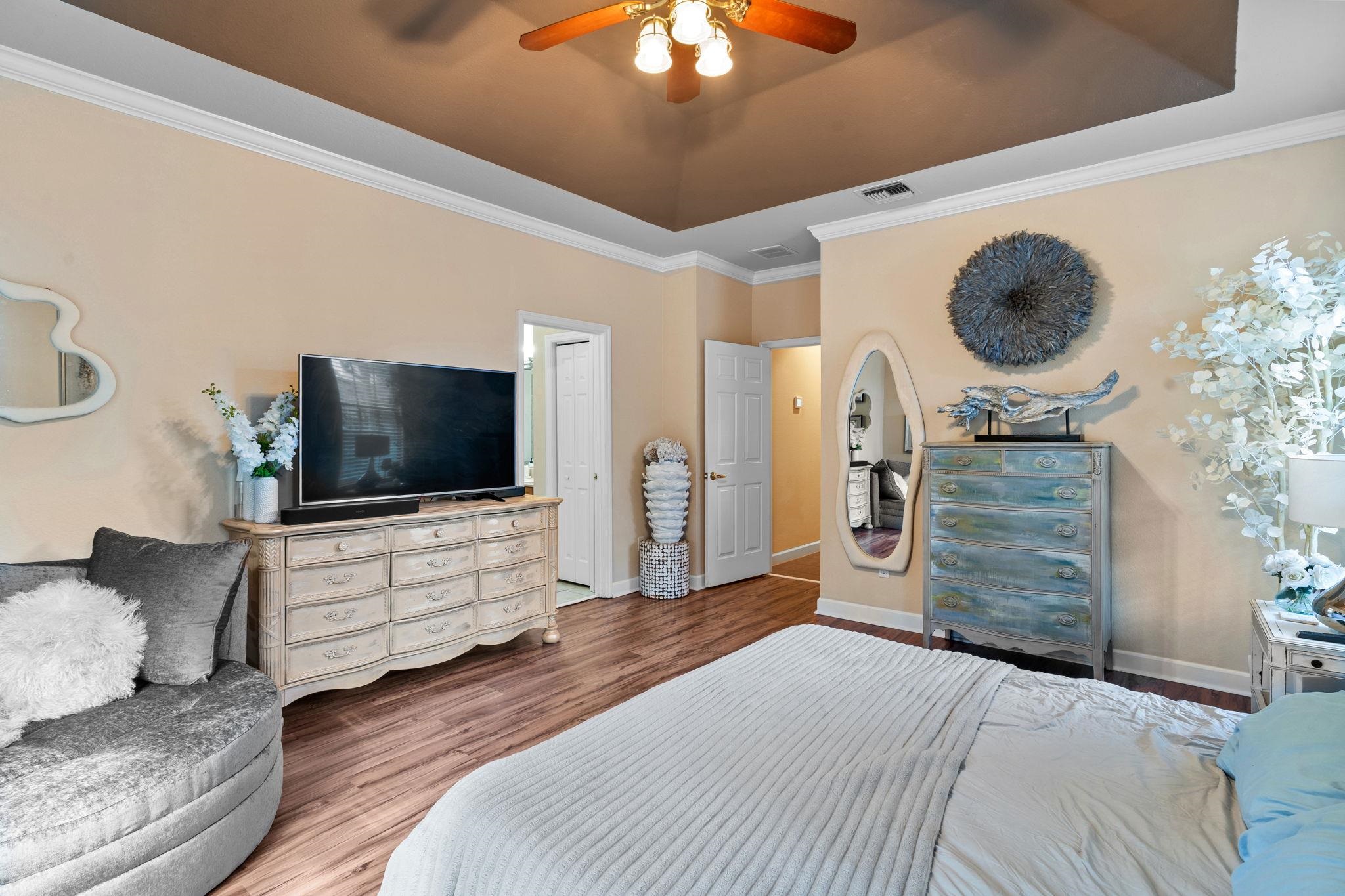 3255 SALINGER Way