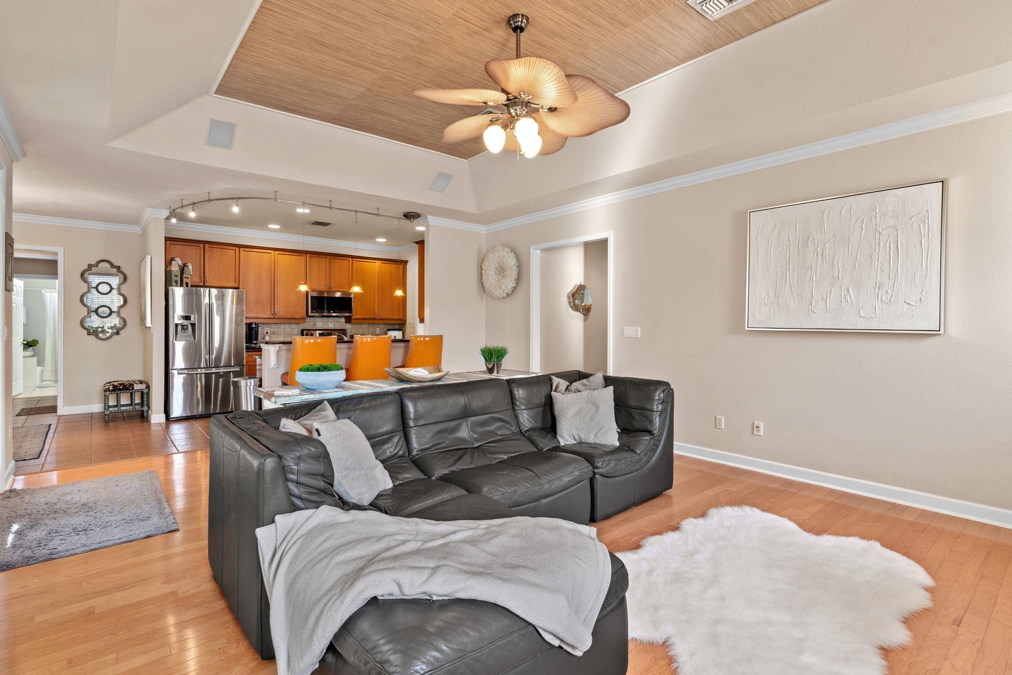 3255 SALINGER Way