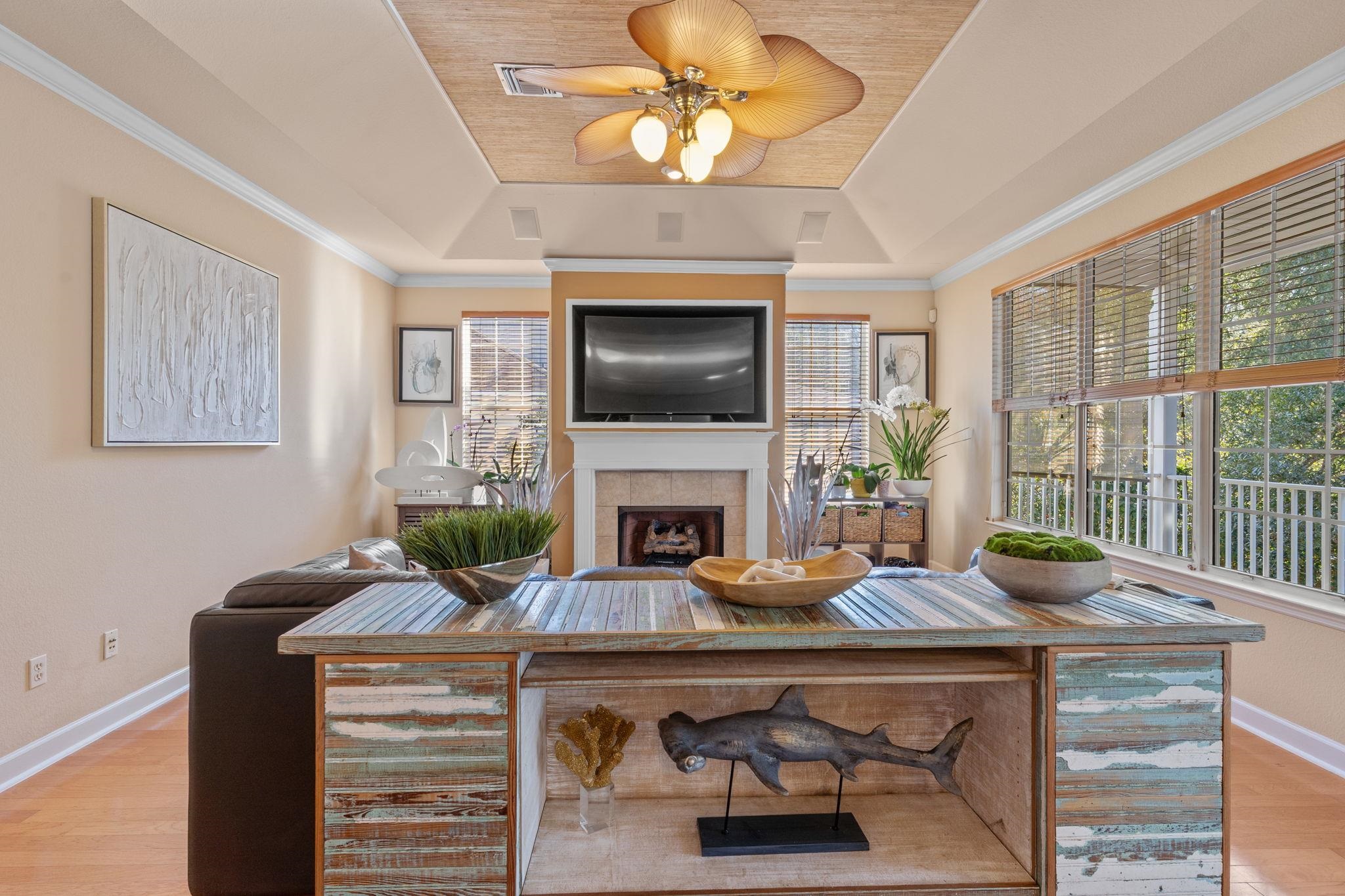 3255 SALINGER Way